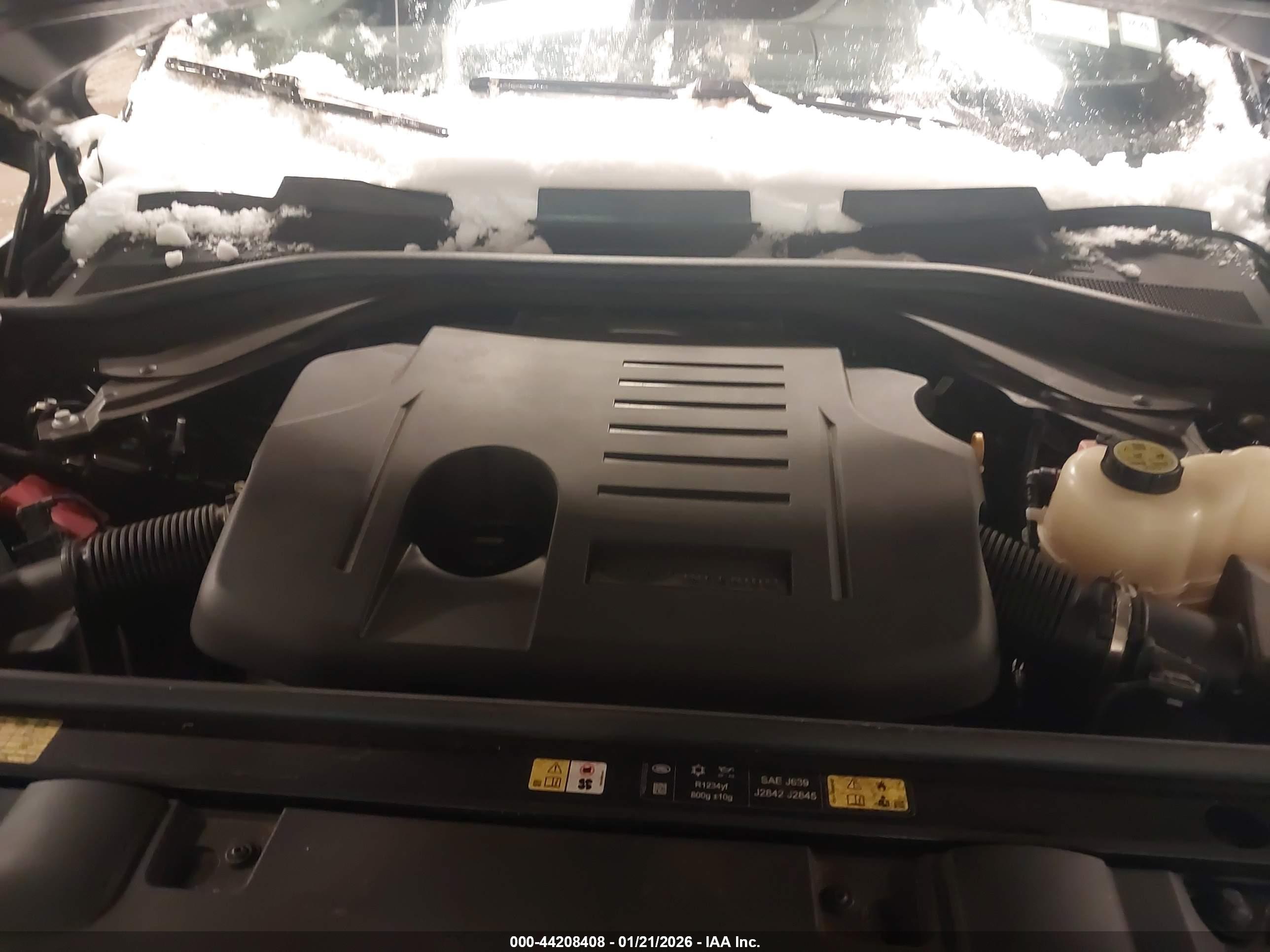 LAND ROVER image 10