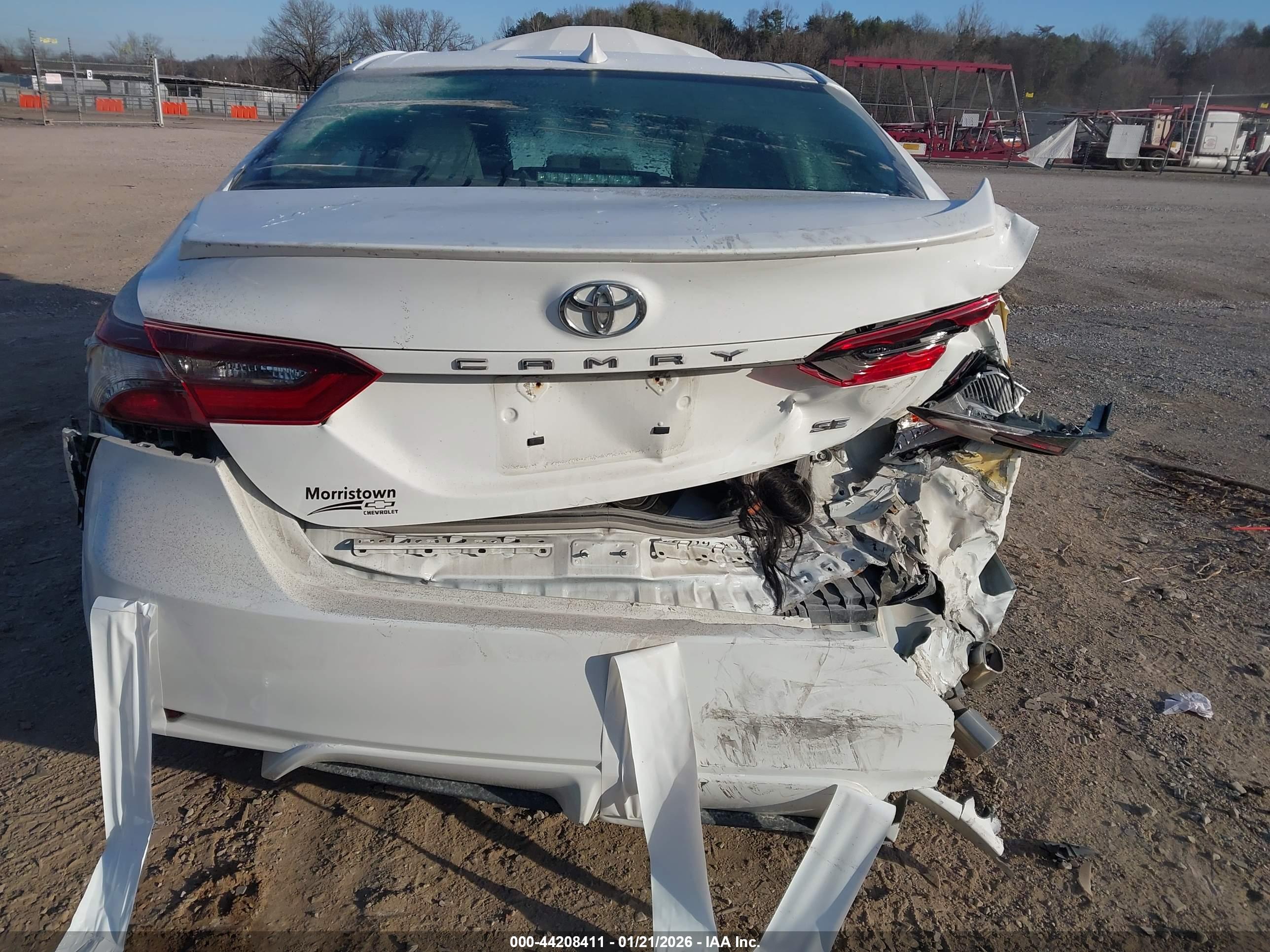 TOYOTA CAMRY image 6