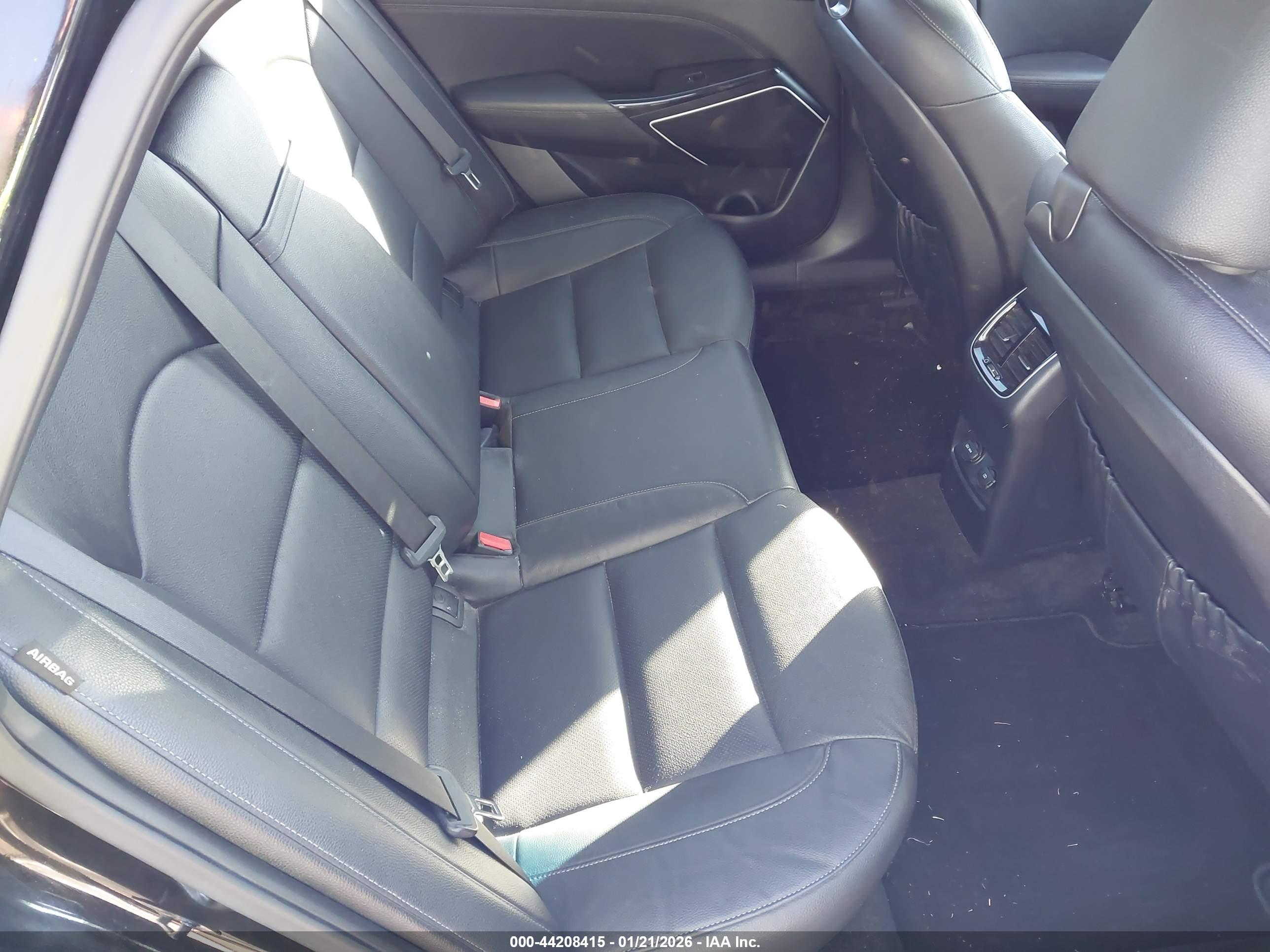 KIA CADENZA image 8
