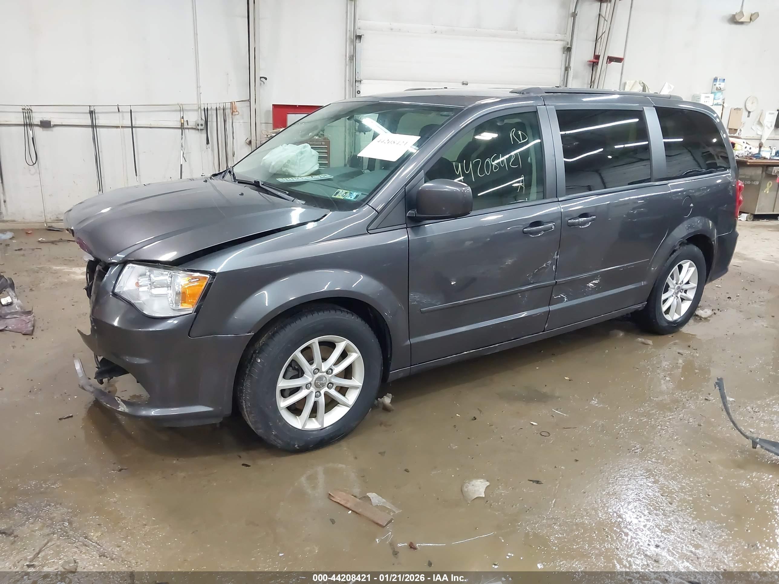 DODGE GRAND image 2