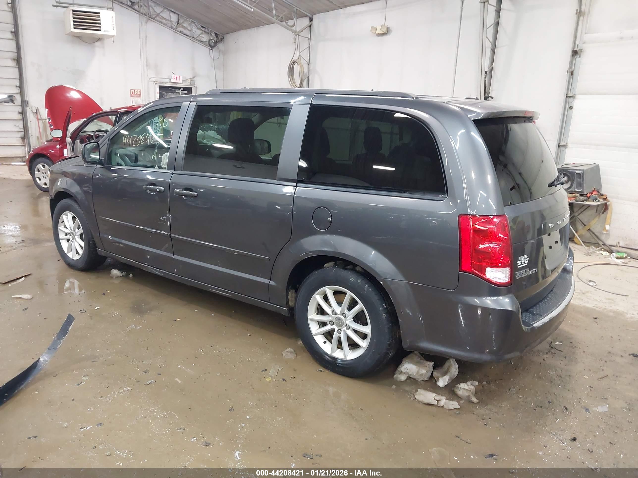 DODGE GRAND image 3