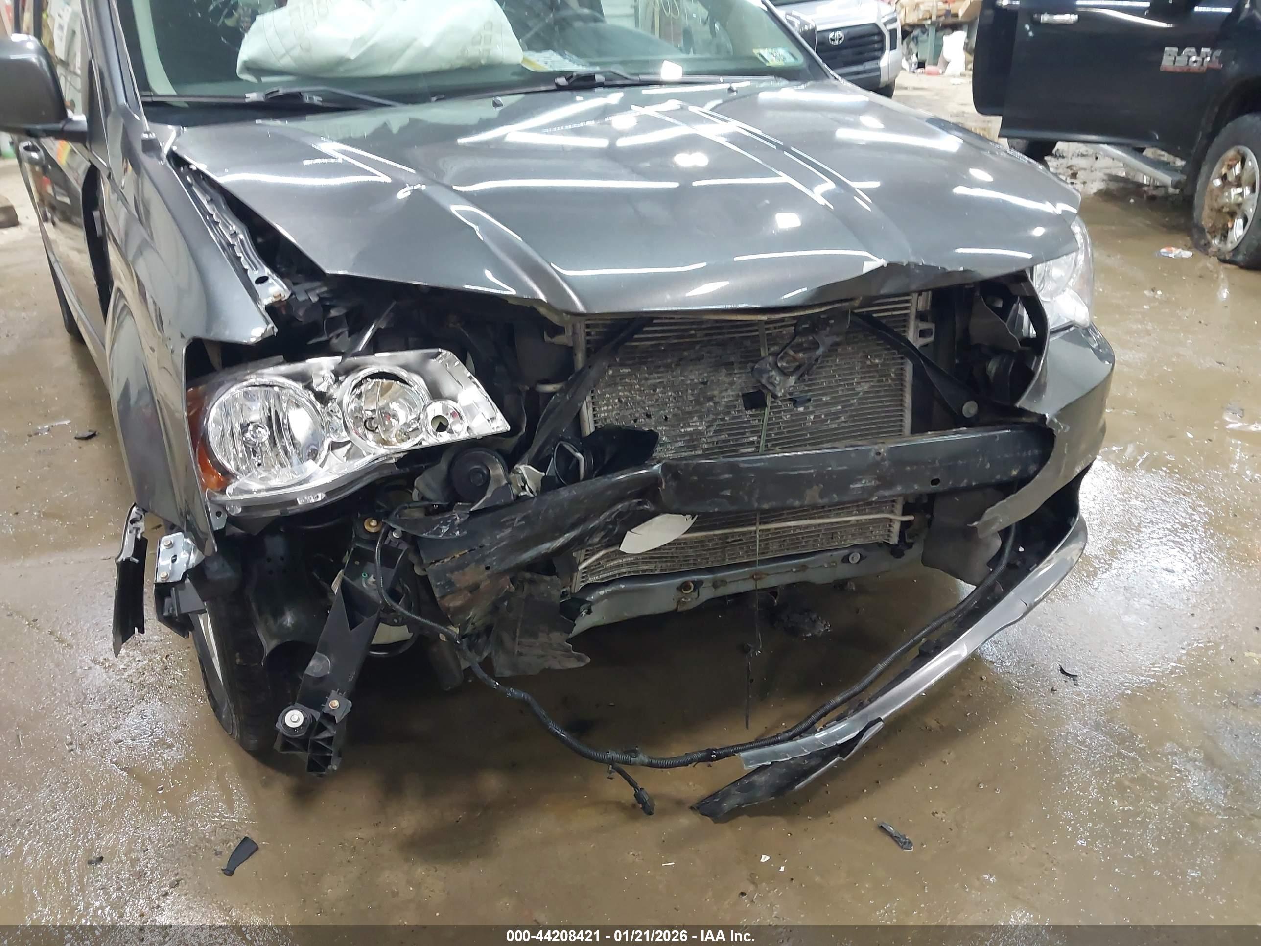 DODGE GRAND image 6