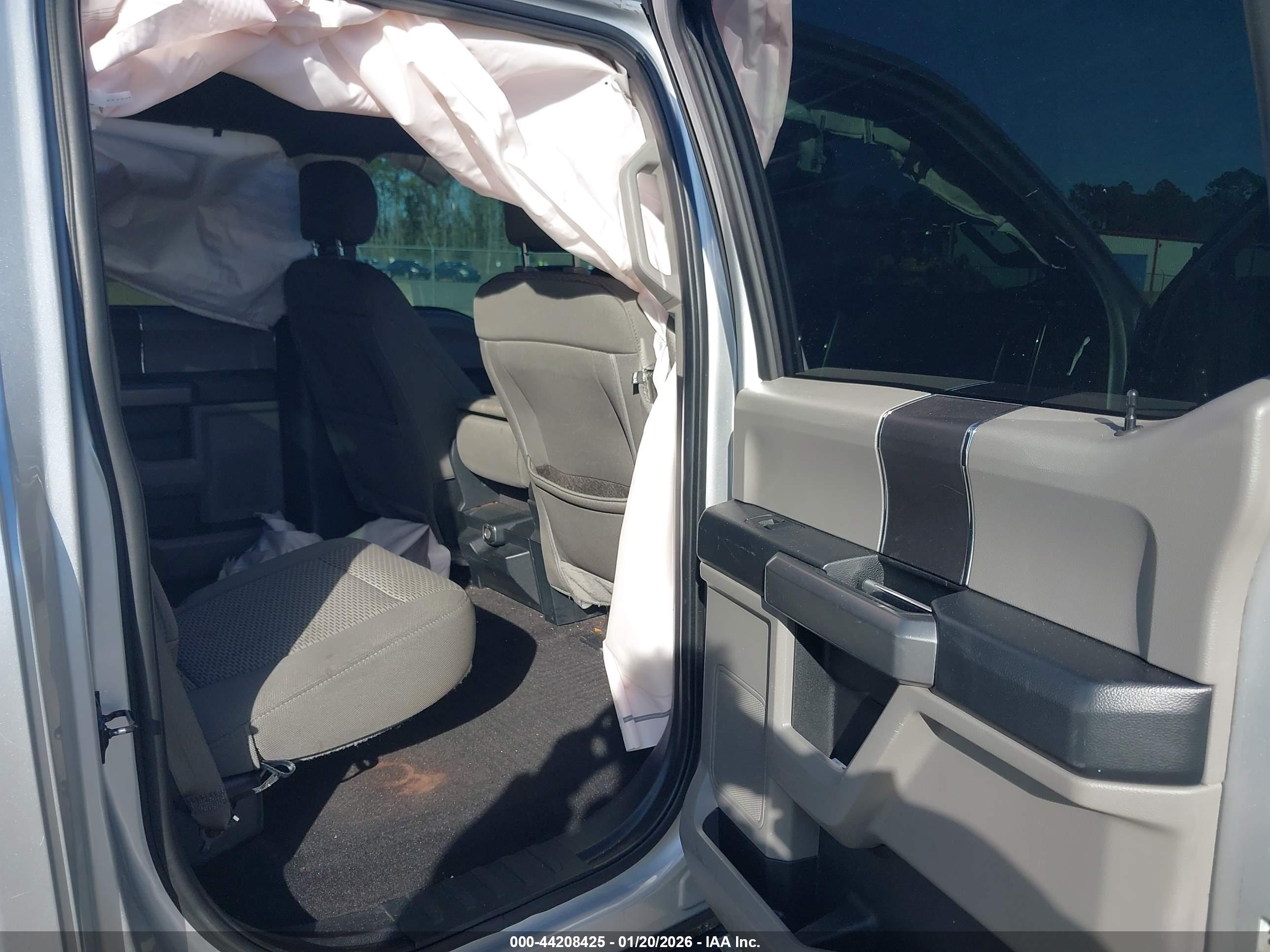 FORD F-150 image 8