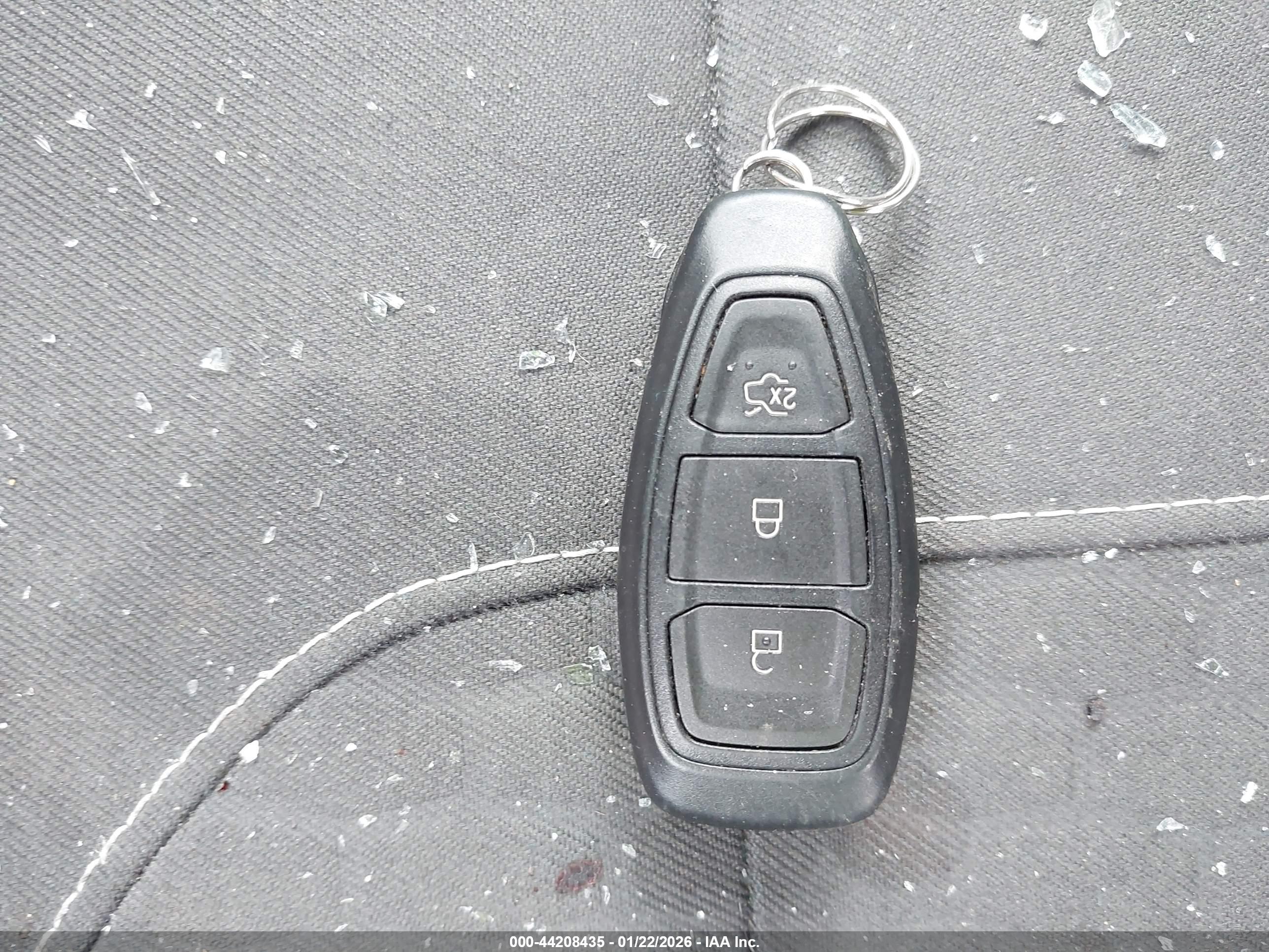 FORD FIESTA image 11