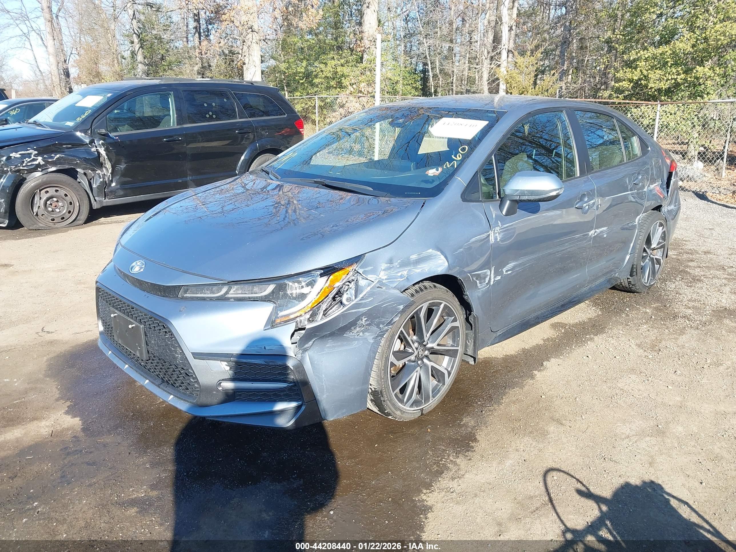 TOYOTA COROLLA image 2
