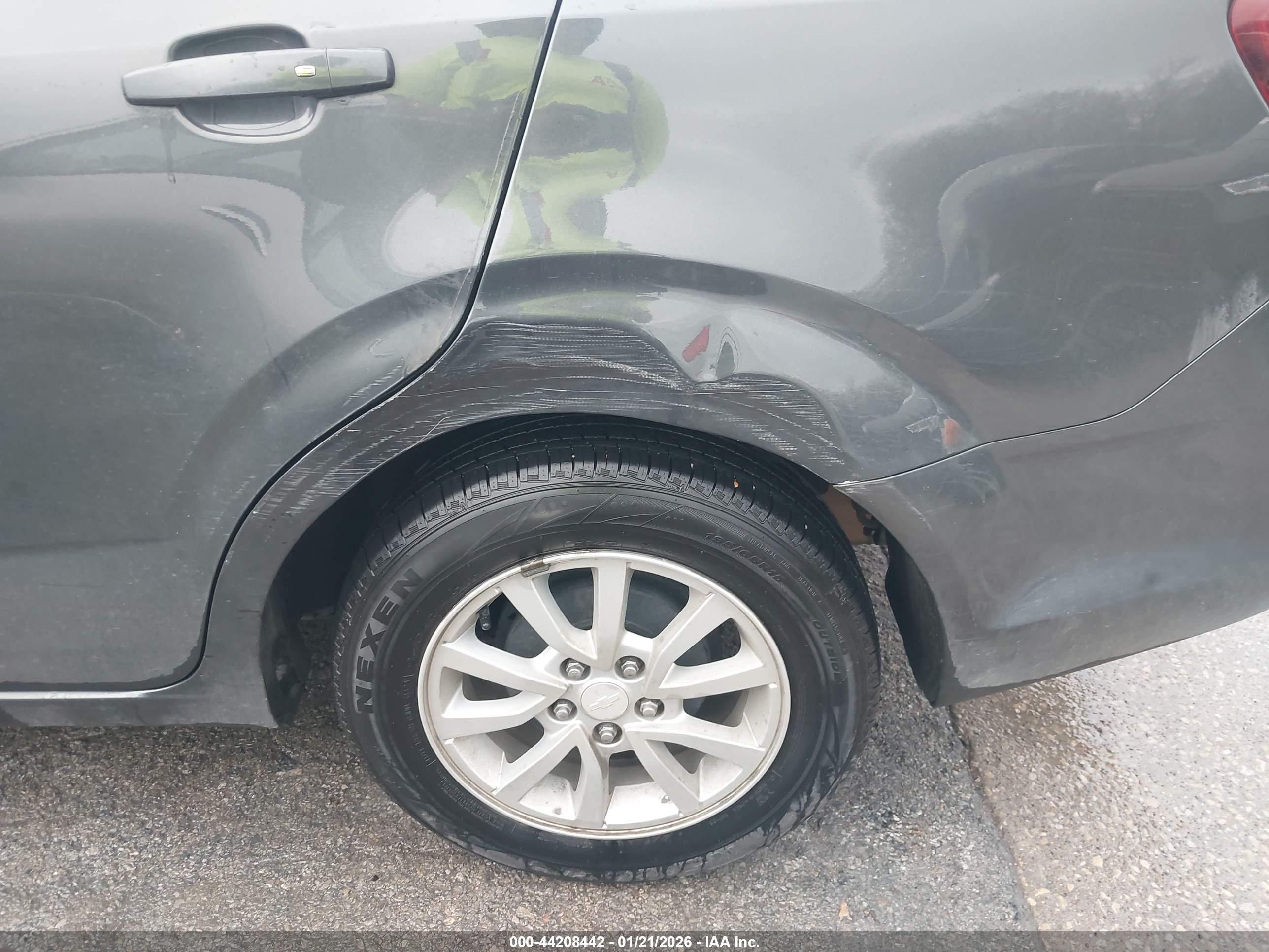 CHEVROLET SONIC image 6