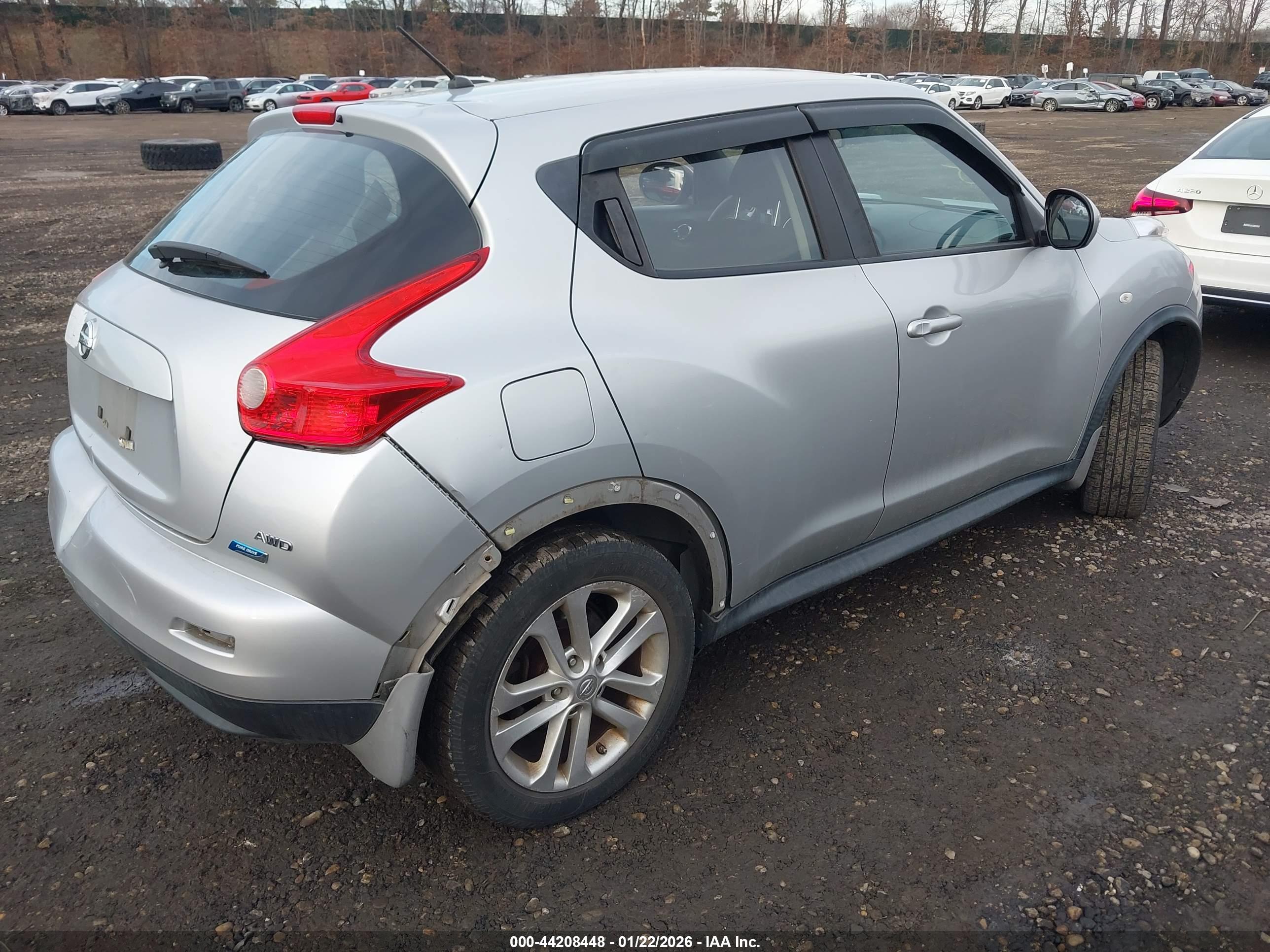 NISSAN JUKE image 4