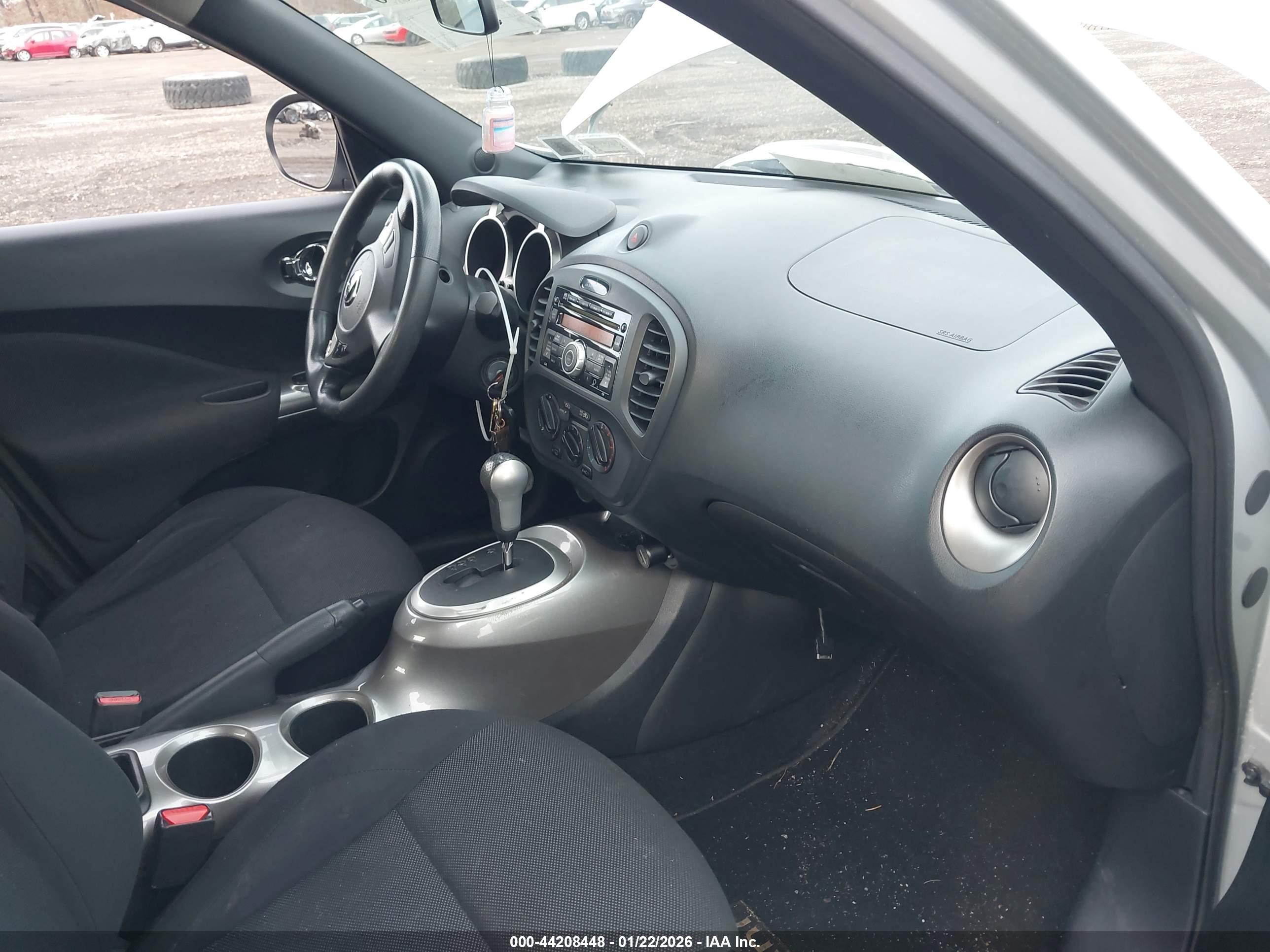 NISSAN JUKE image 5