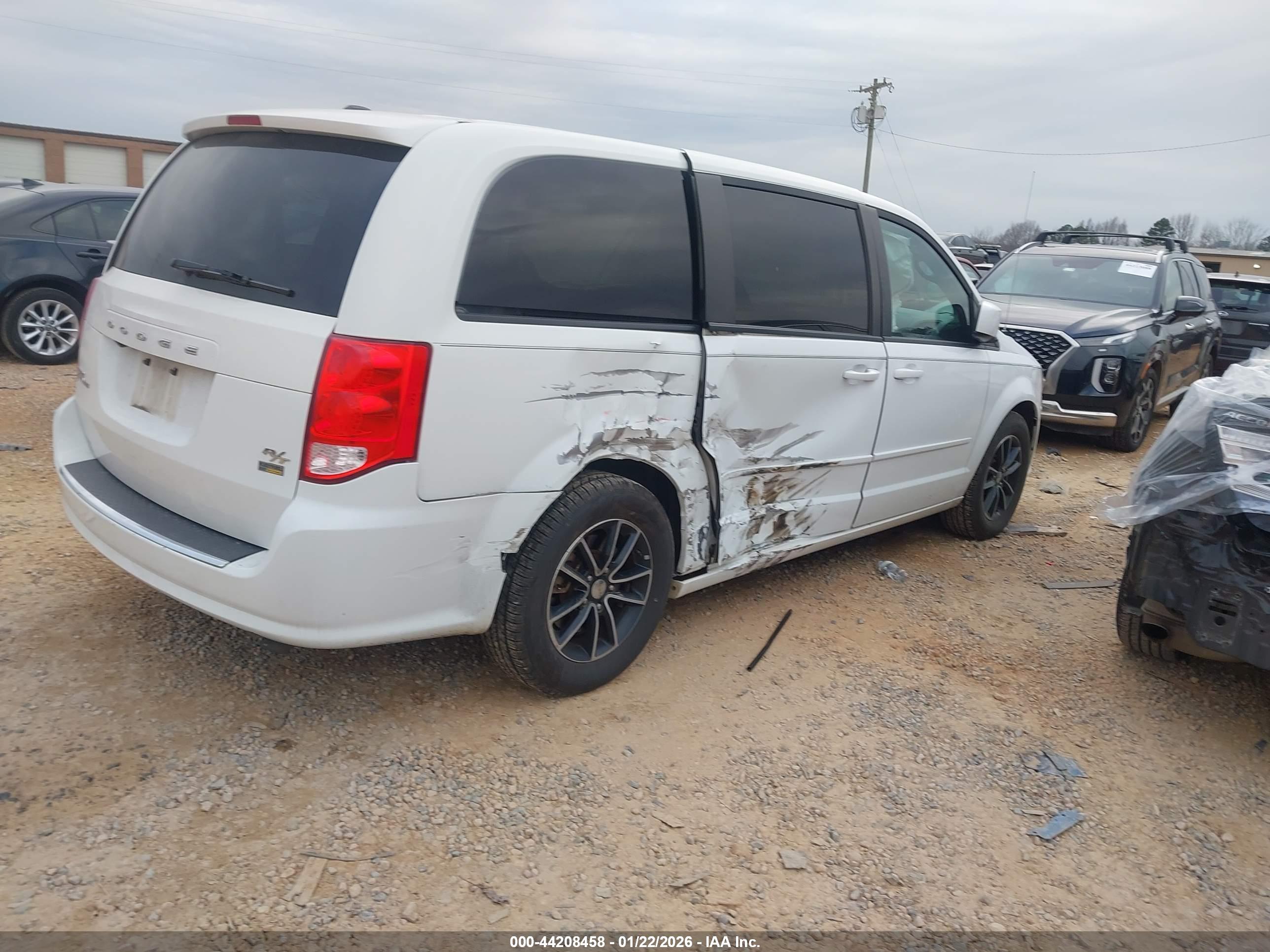 DODGE GRAND image 4