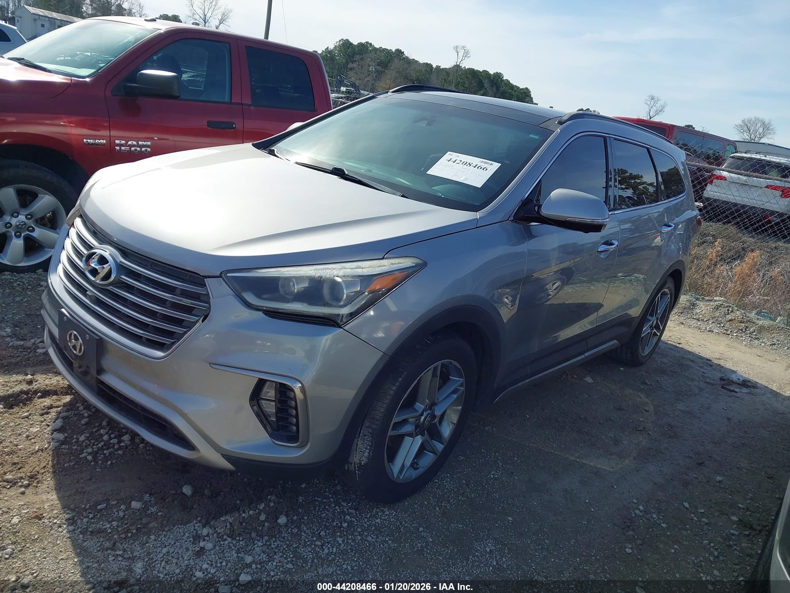 HYUNDAI SANTA image 2