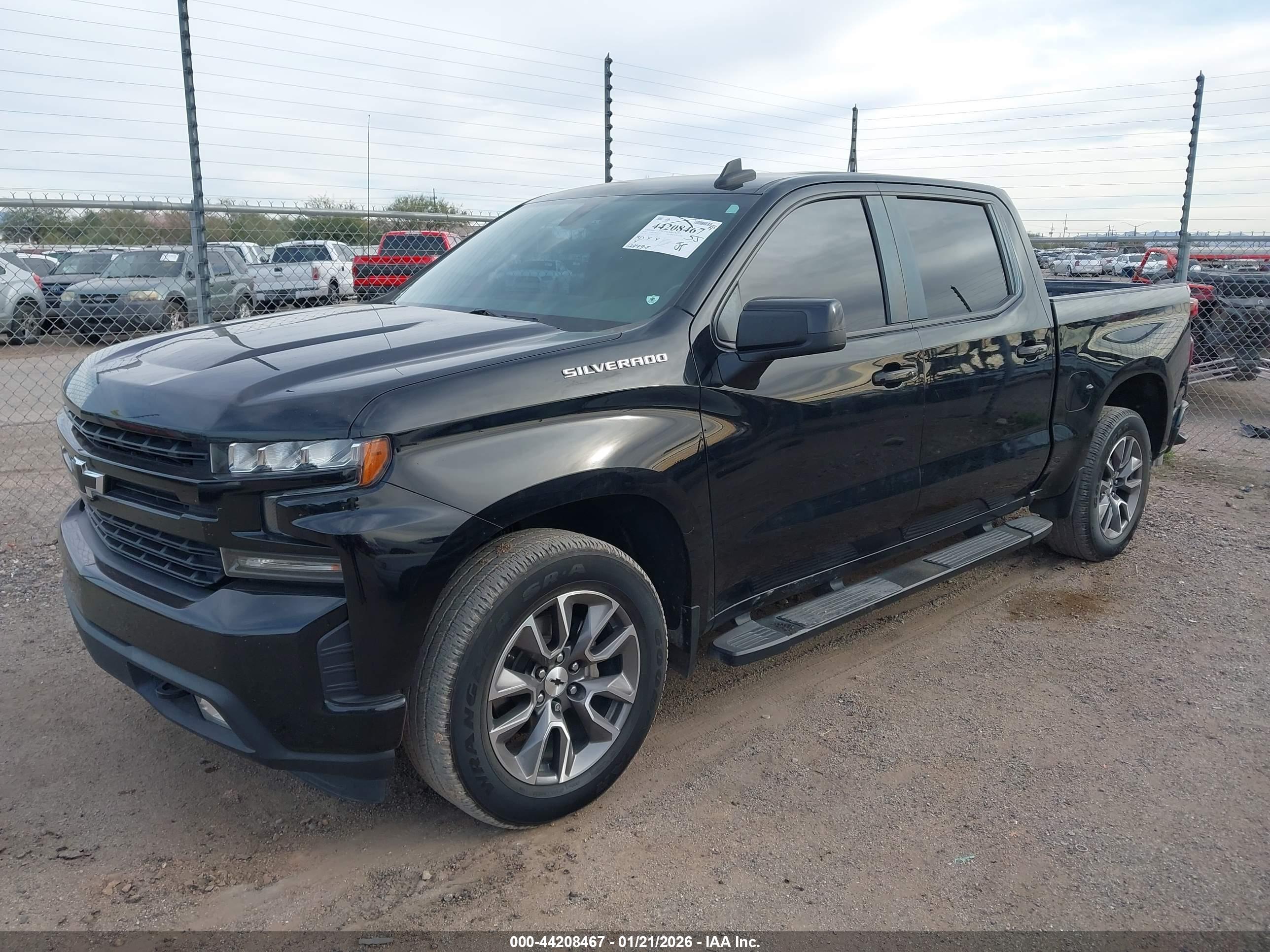 CHEVROLET SILVERADO image 2
