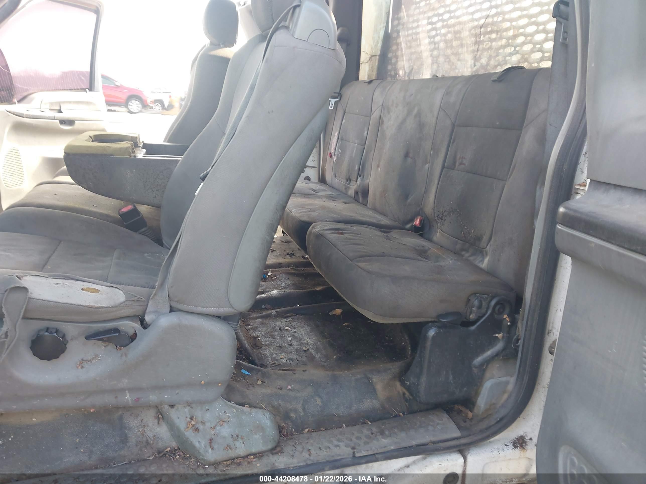 FORD F-250 image 8