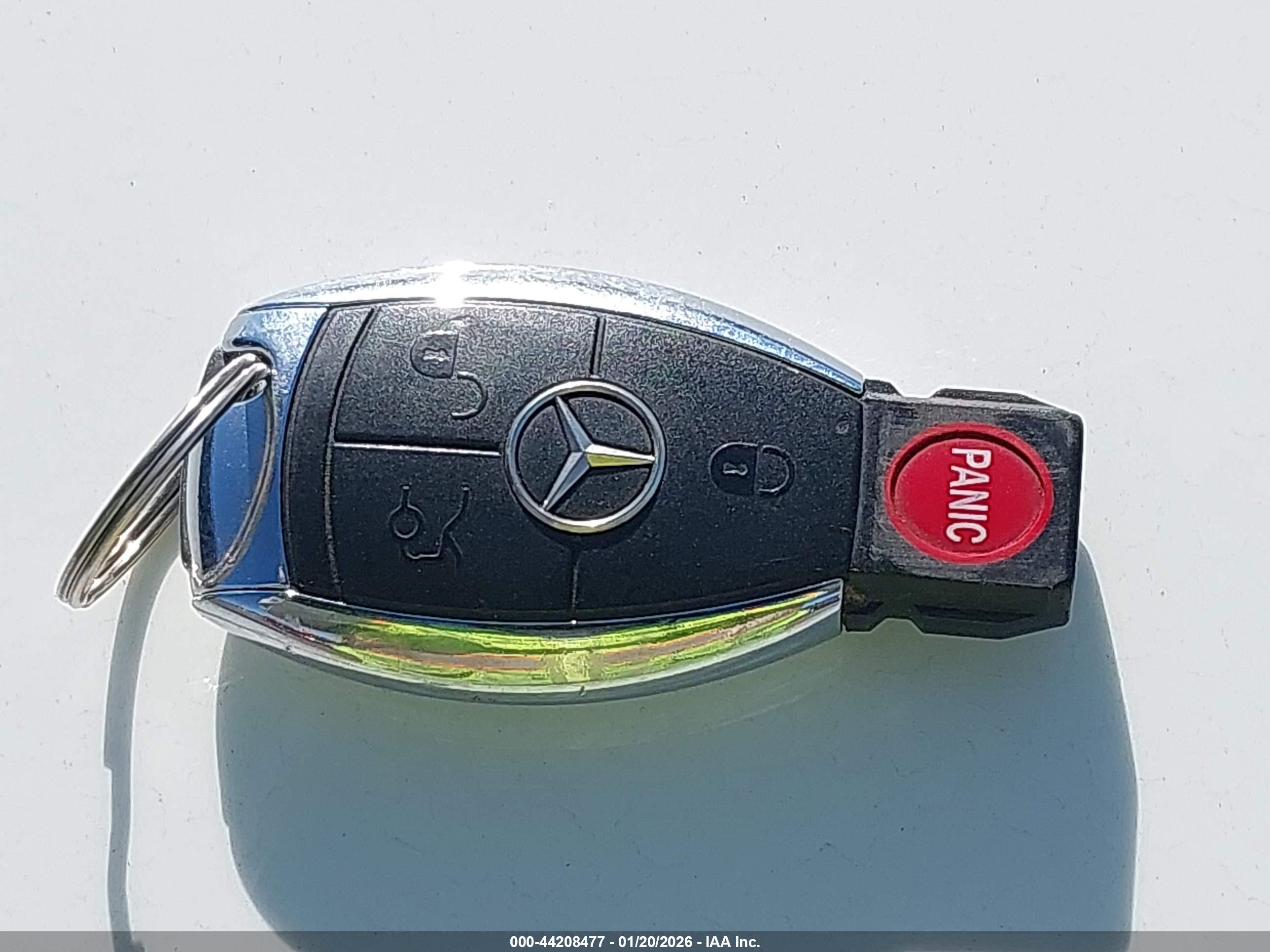 MERCEDES-BENZ C image 11
