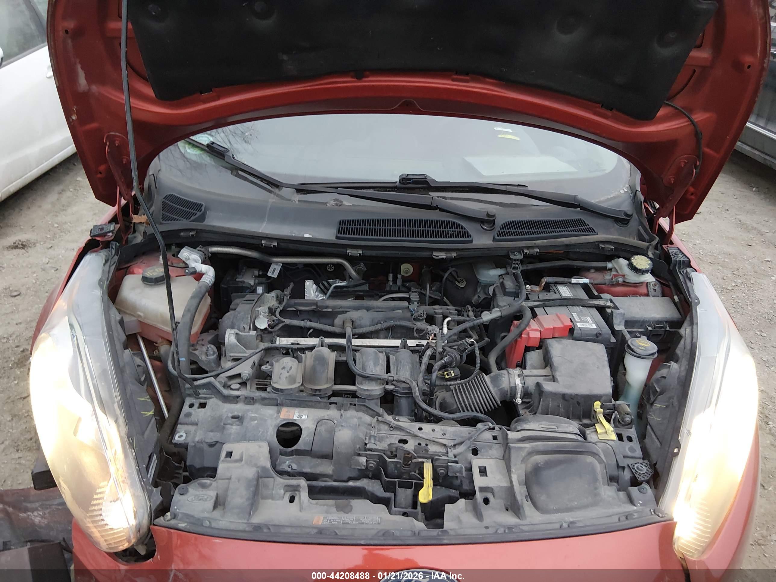 FORD FIESTA image 10