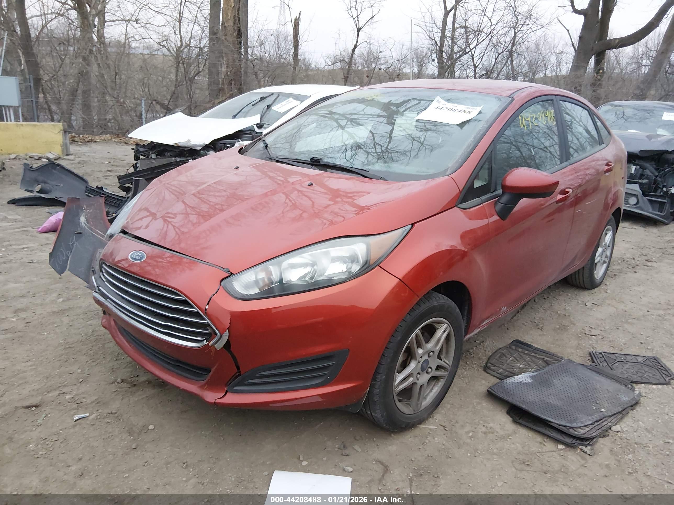 FORD FIESTA image 2