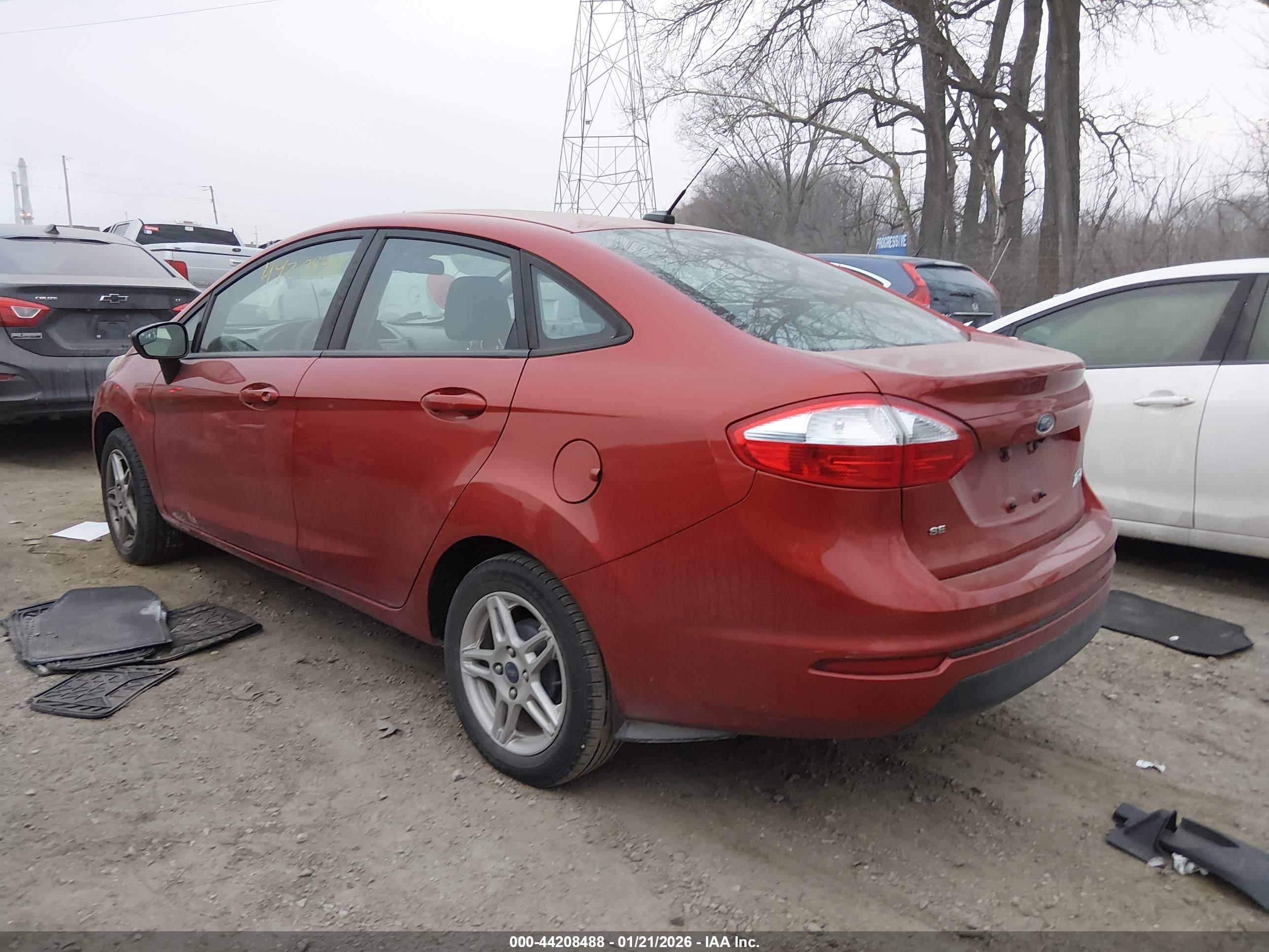 FORD FIESTA image 3