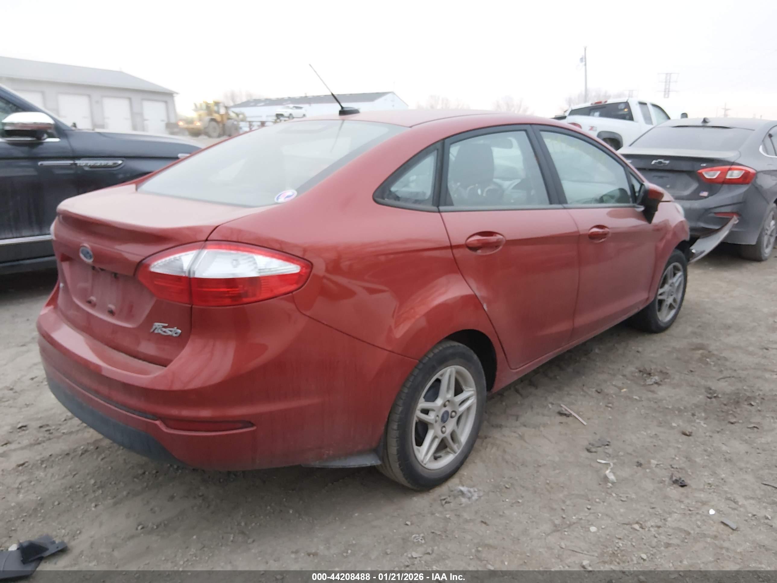 FORD FIESTA image 4