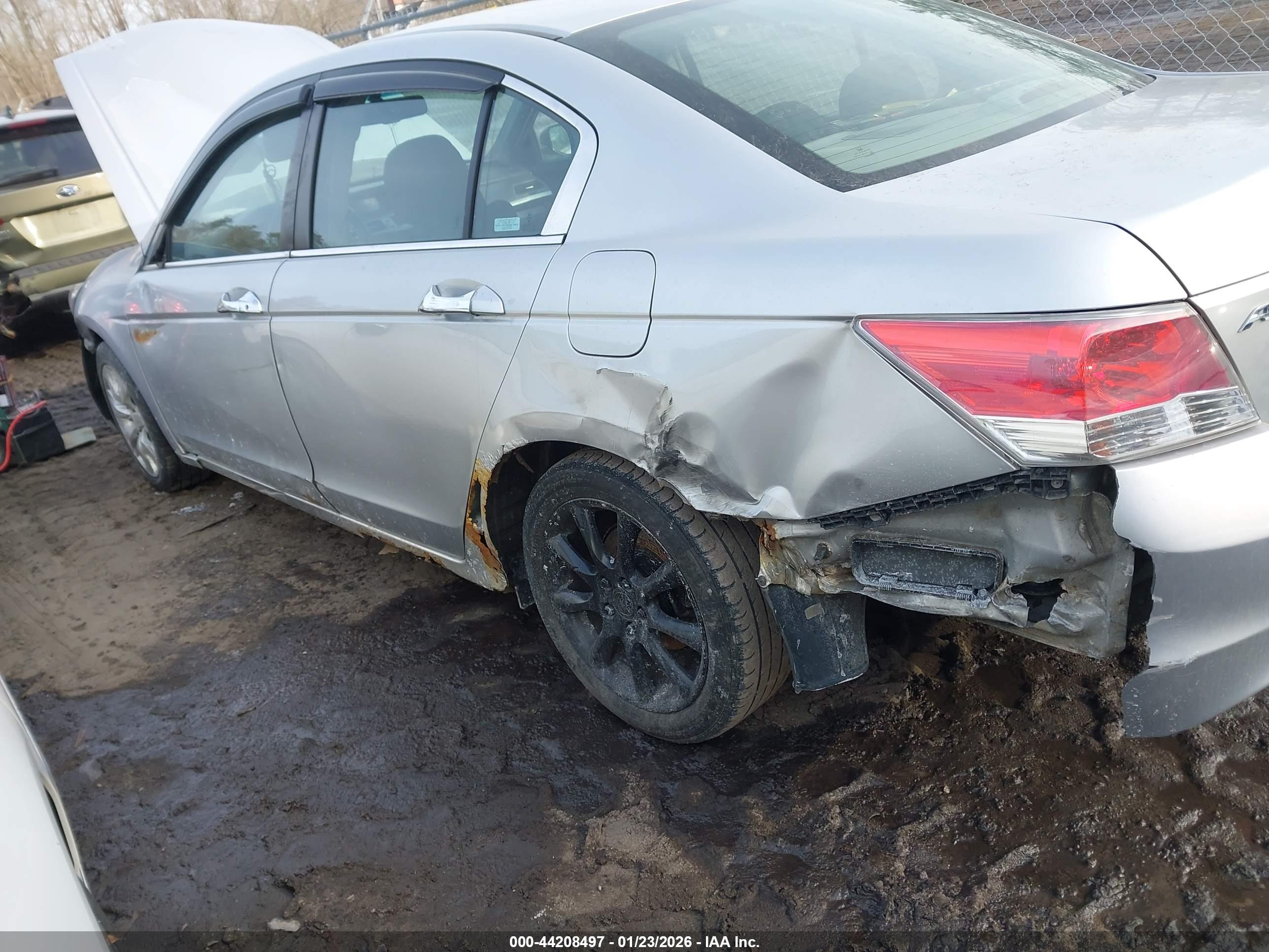 HONDA ACCORD image 6