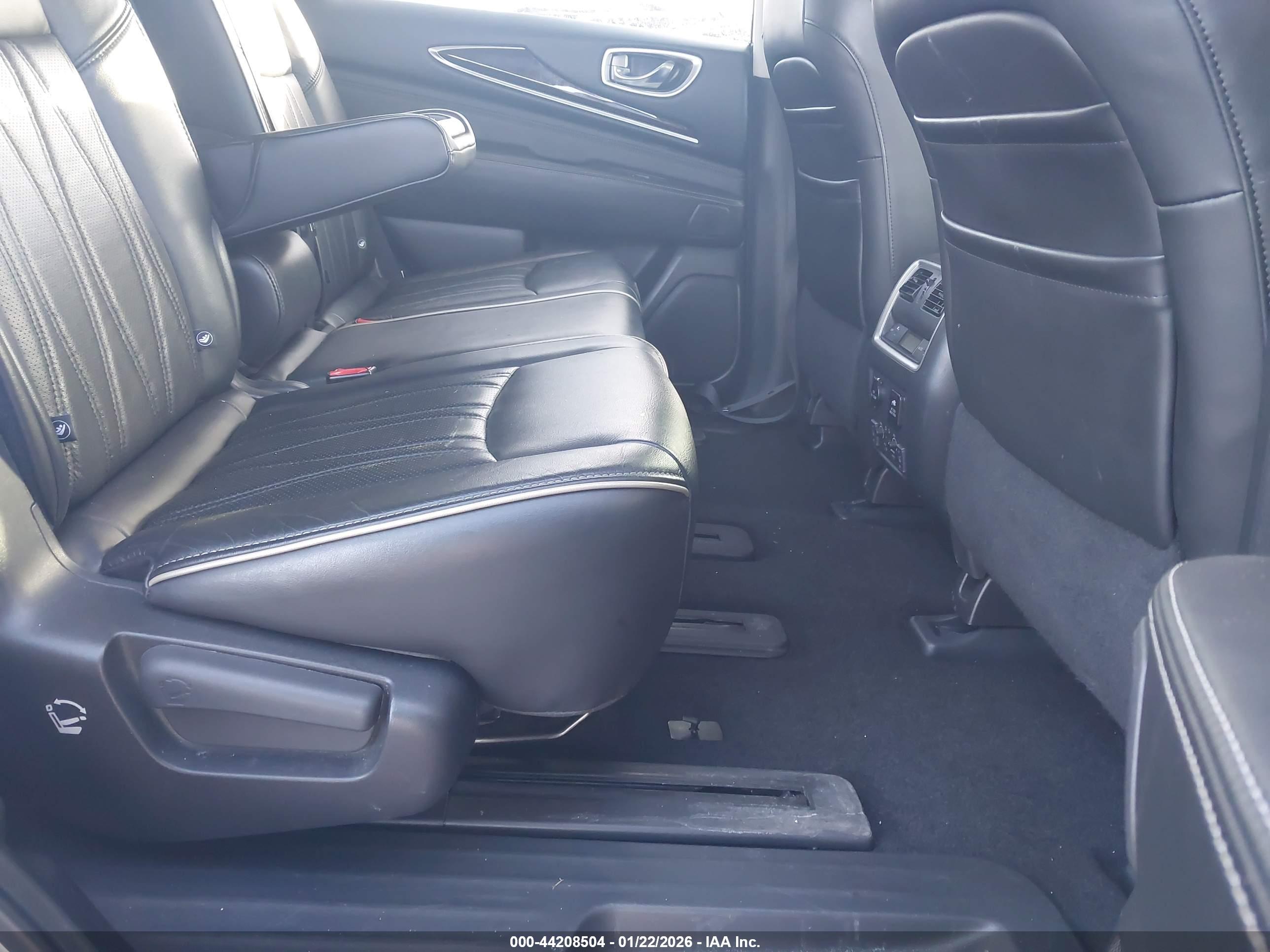 INFINITI QX60 image 8