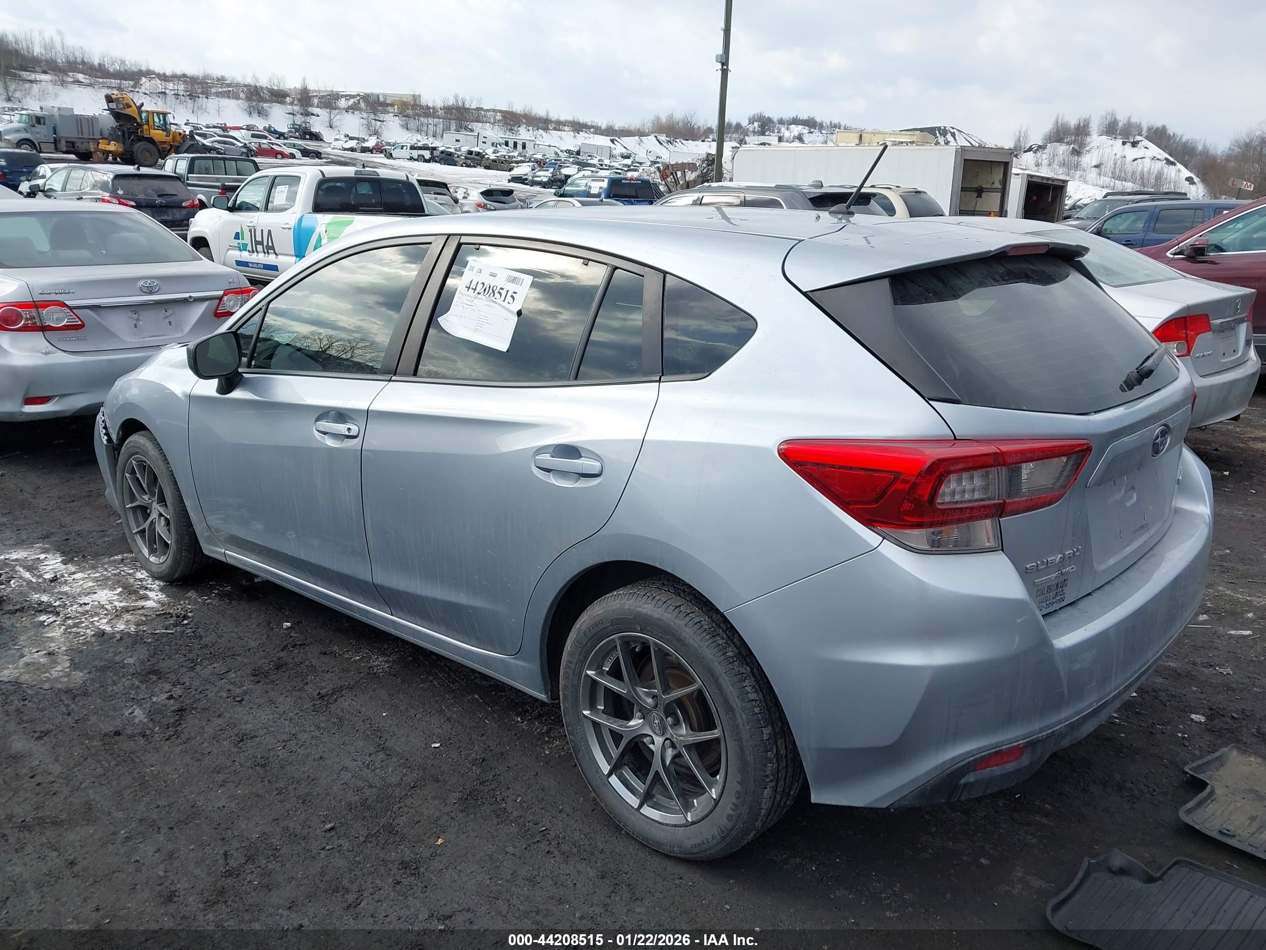 SUBARU IMPREZA image 3