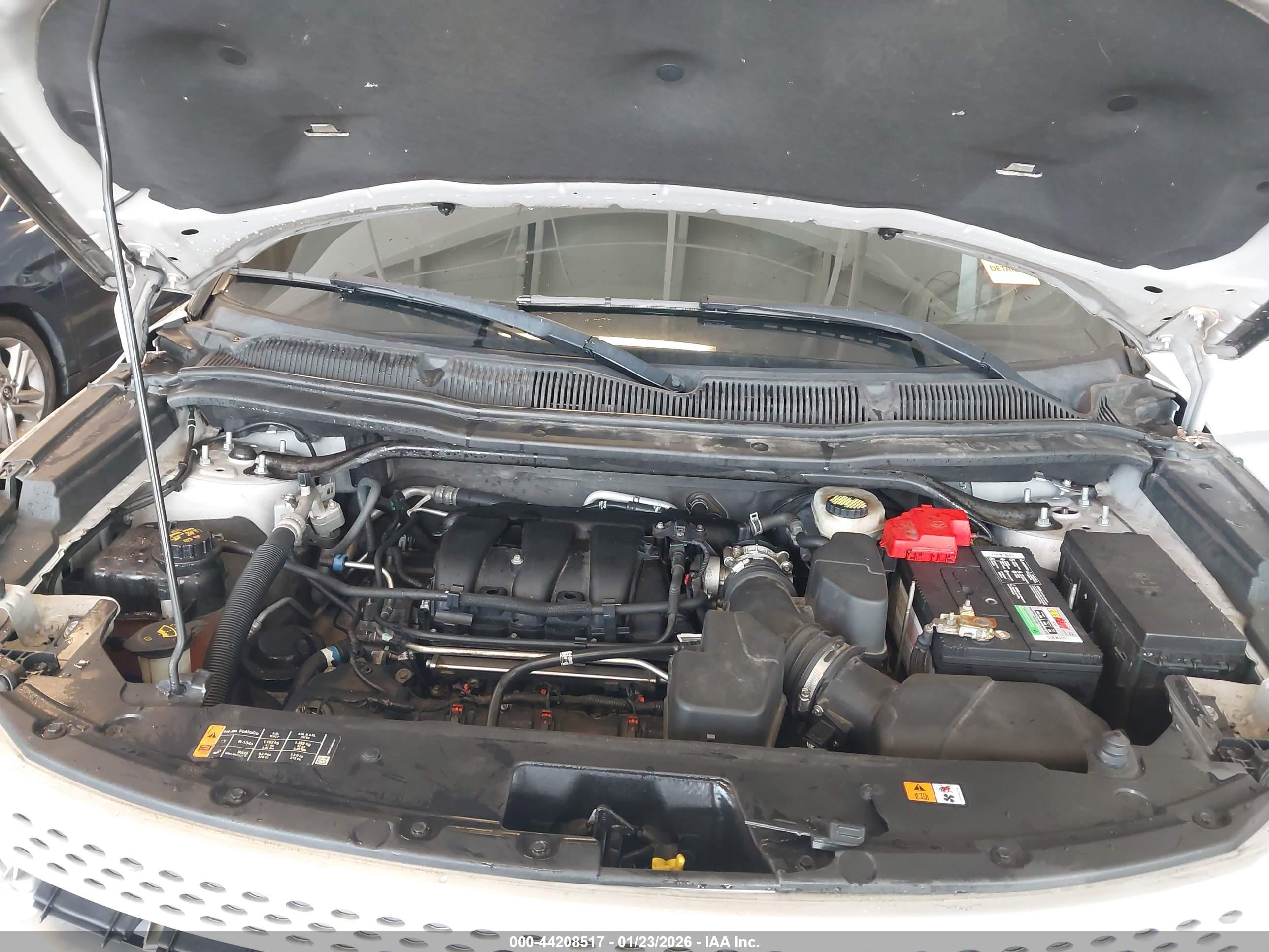 FORD EXPLORER image 10