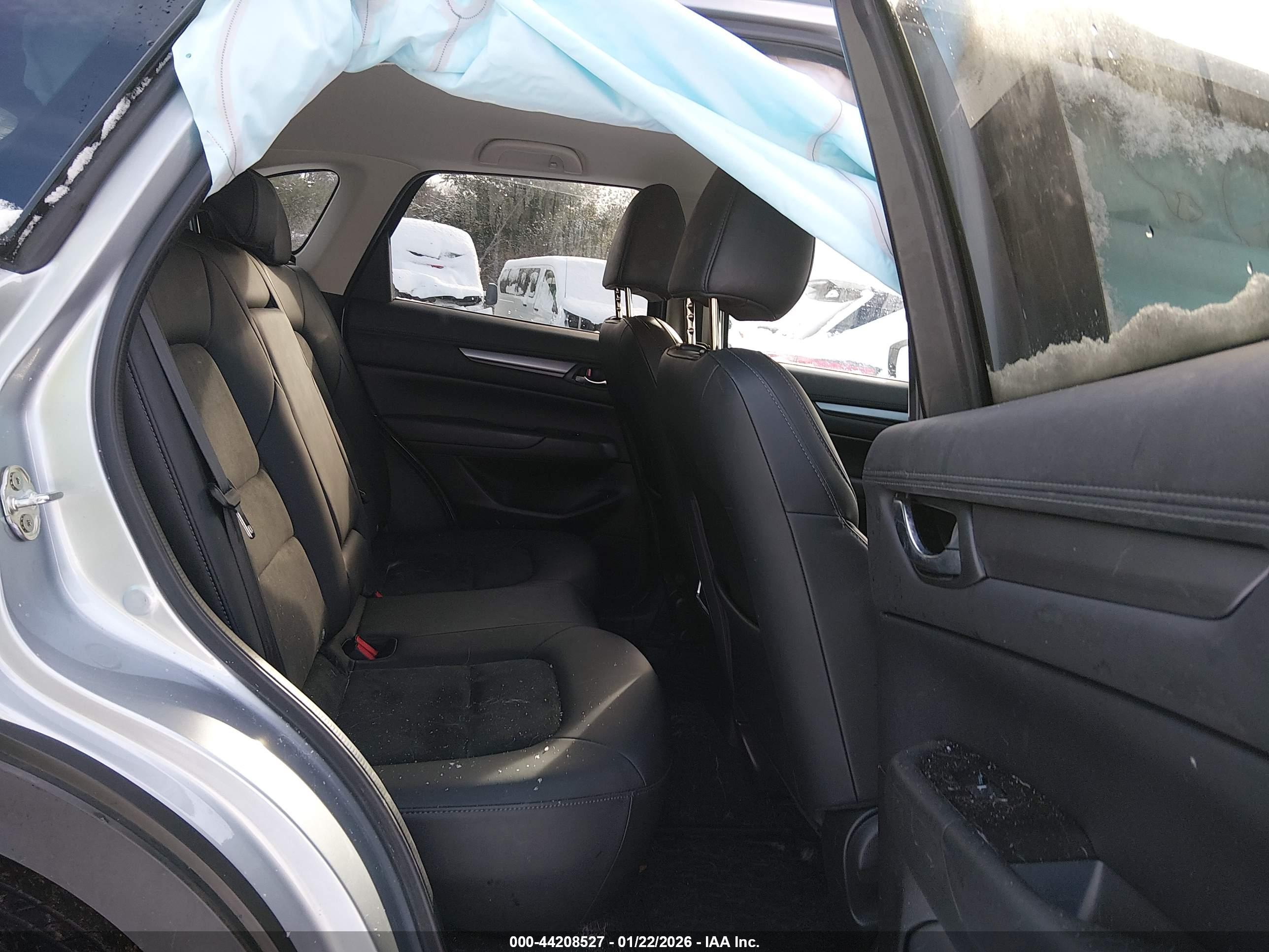 MAZDA CX-5 image 8