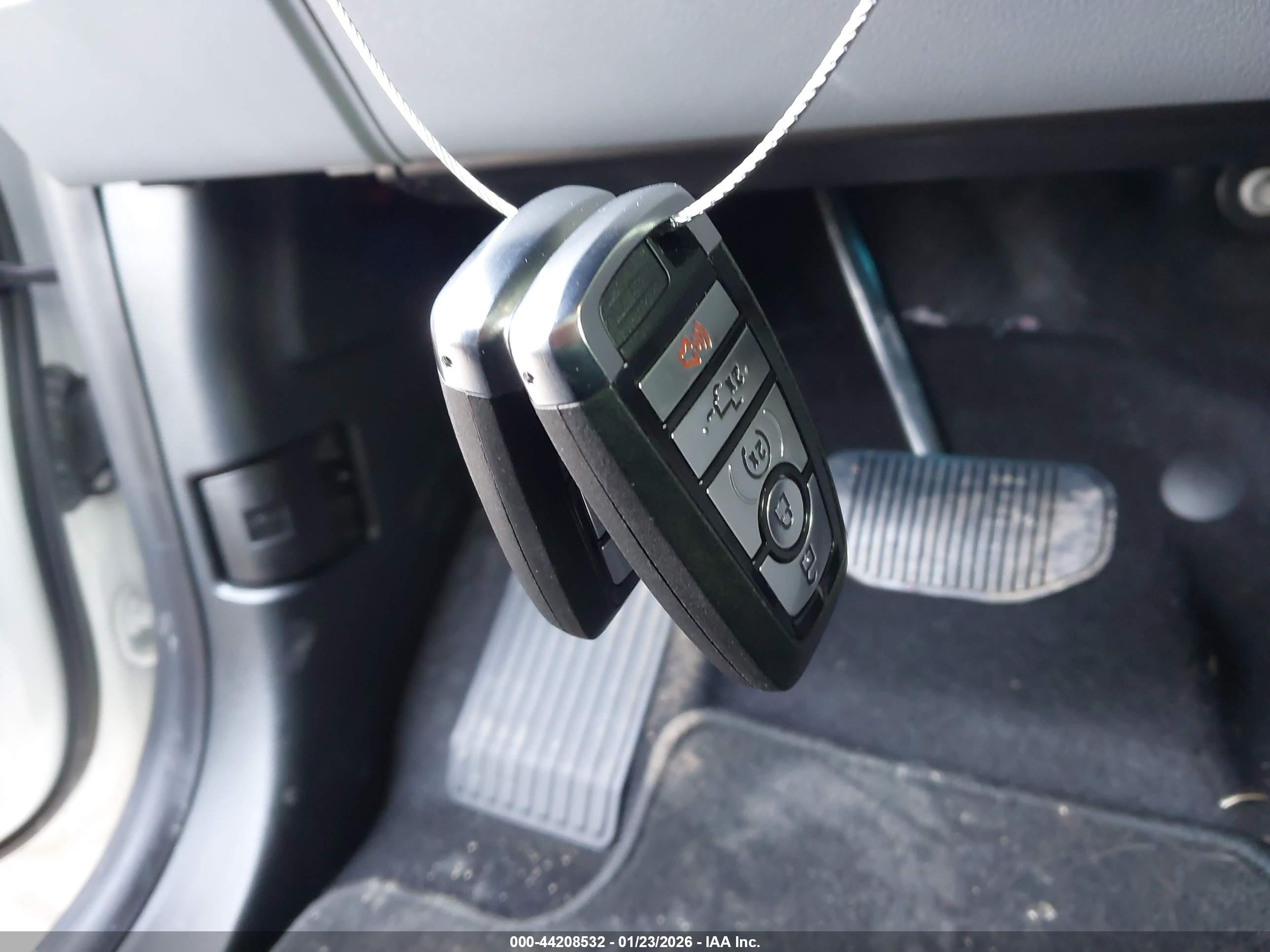 FORD F-150 image 11