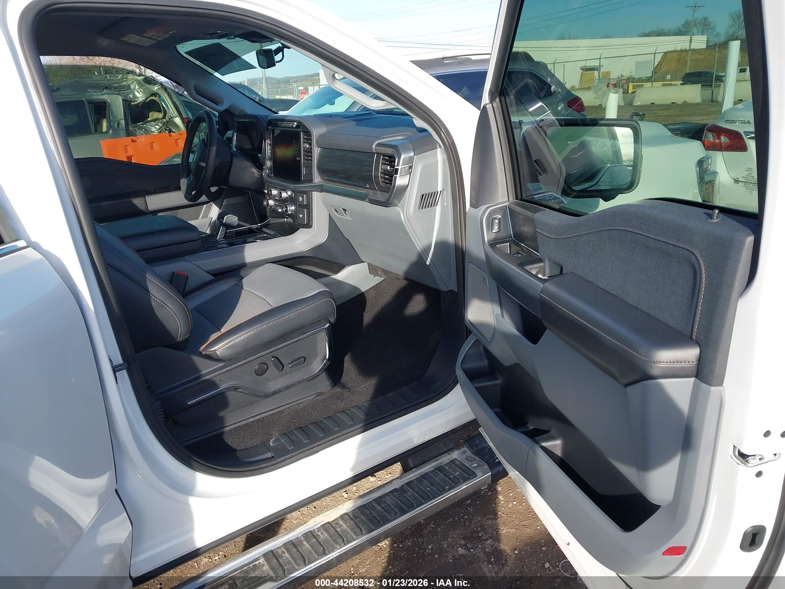 FORD F-150 image 5