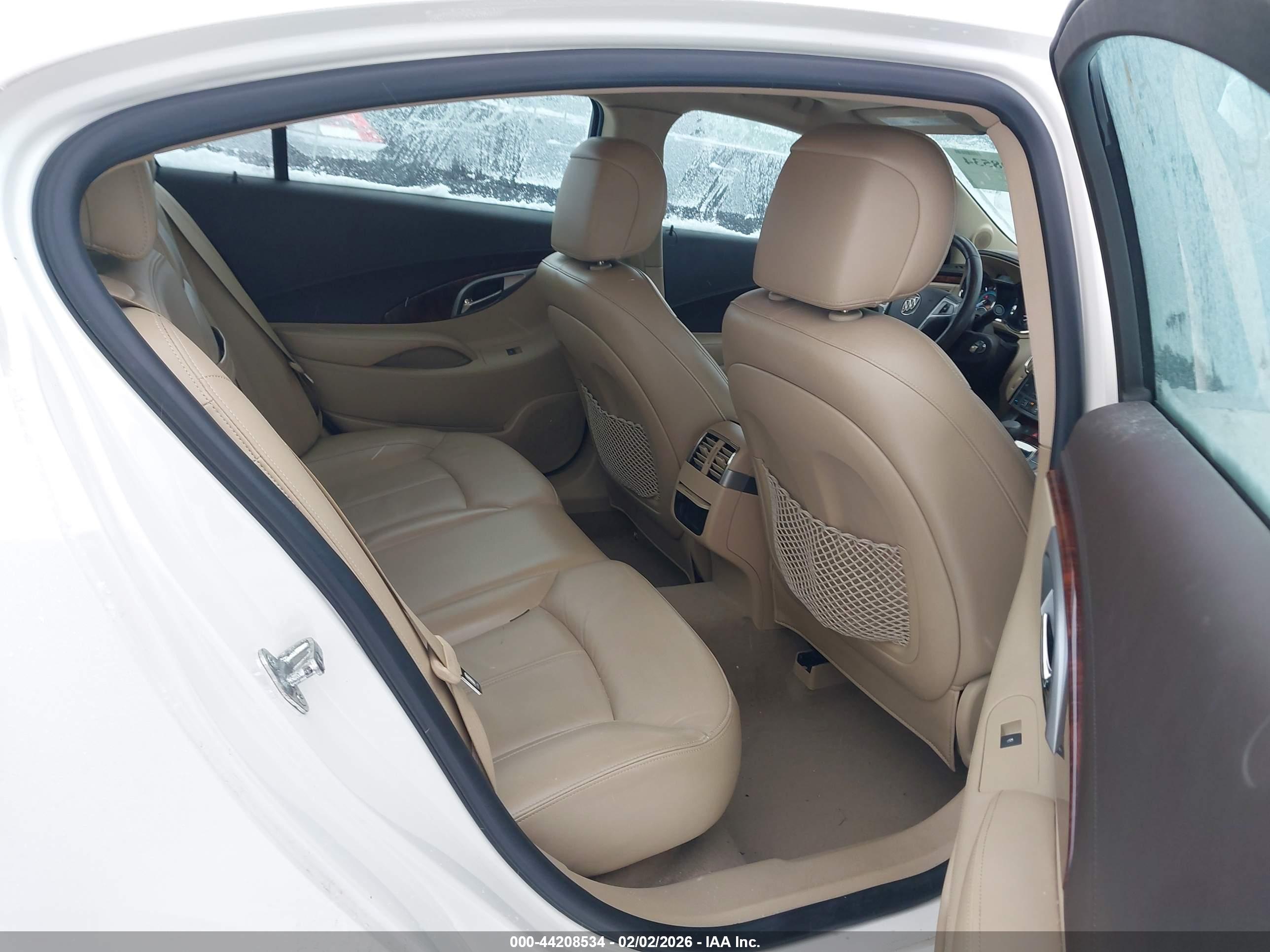 BUICK LACROSSE image 8