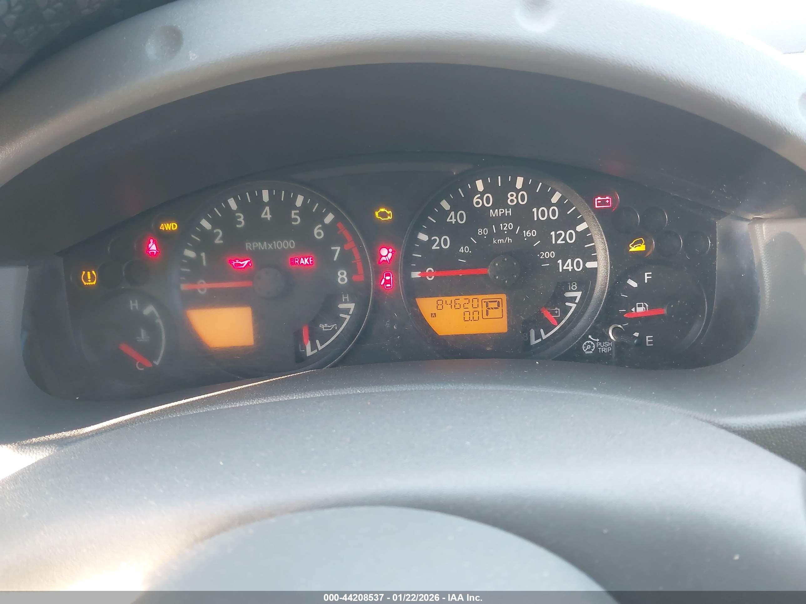 NISSAN FRONTIER image 7