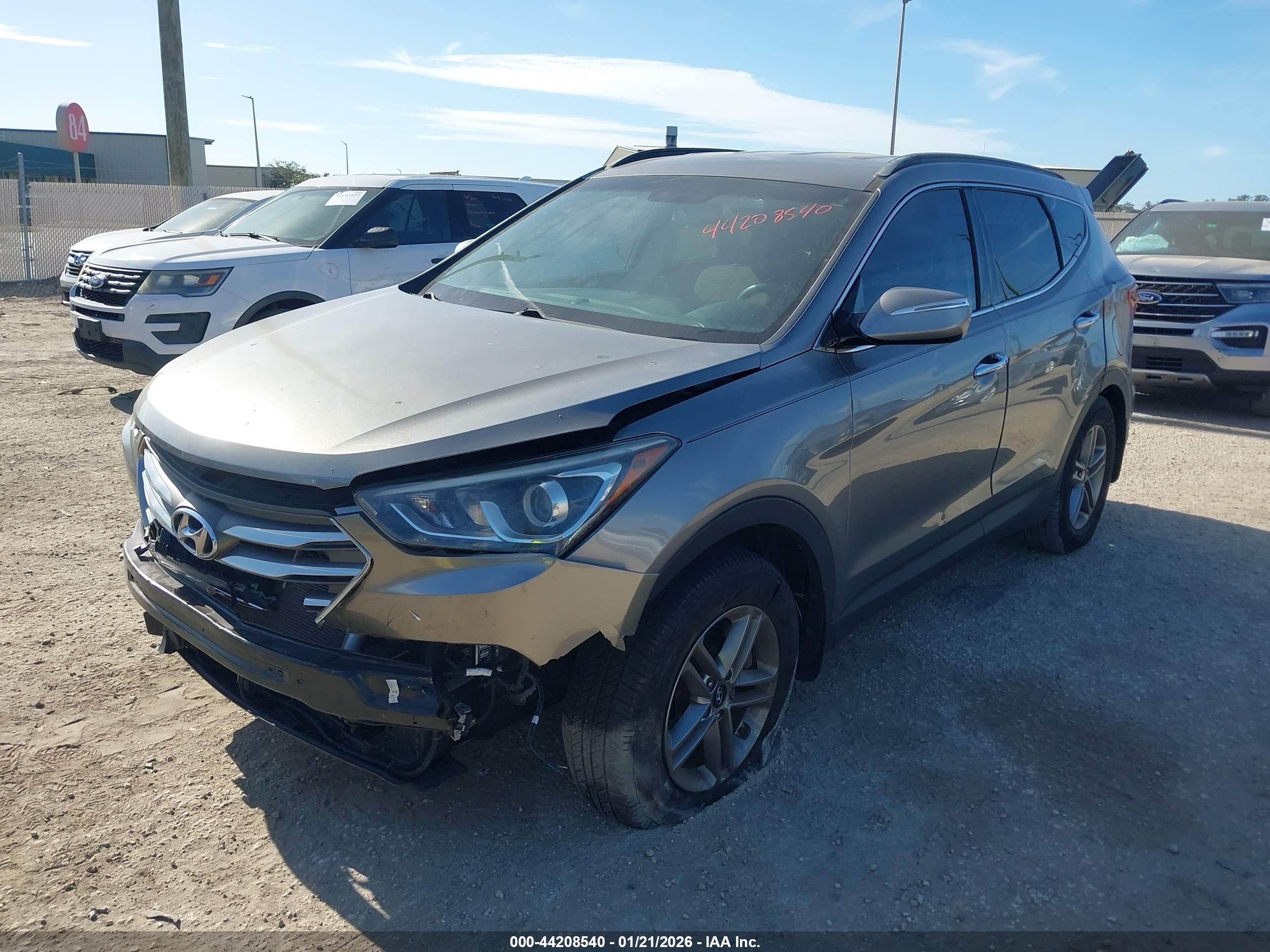HYUNDAI SANTA image 2