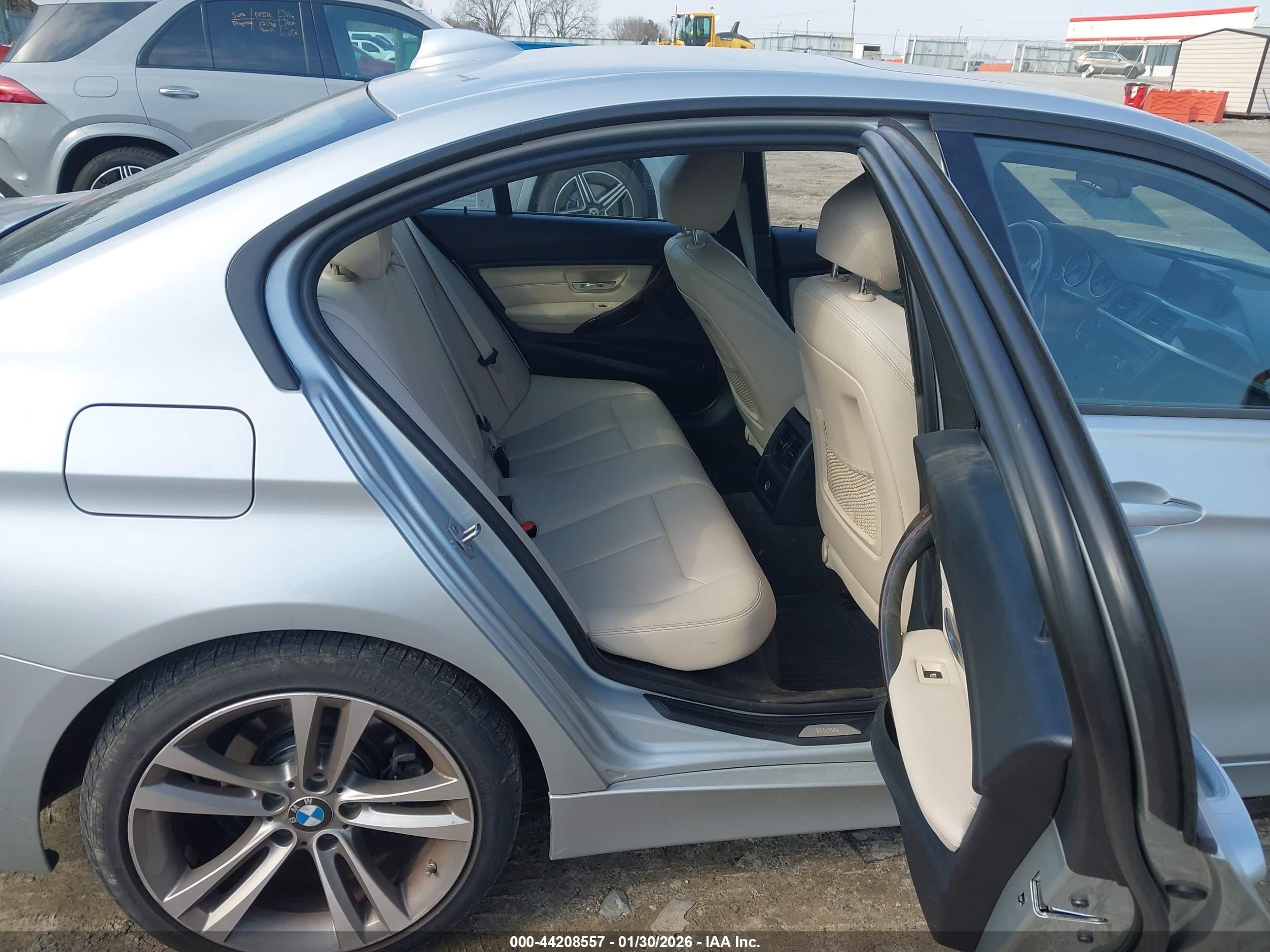 BMW 328I image 8