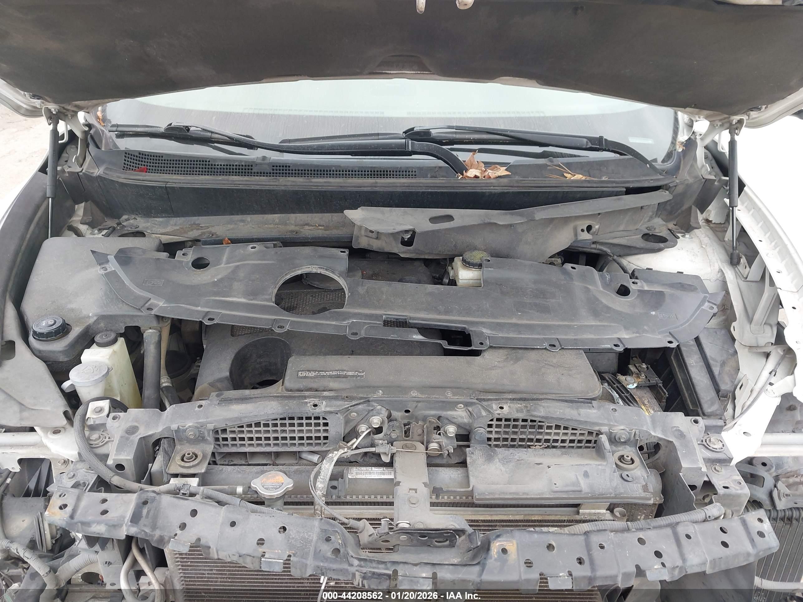 INFINITI JX35 image 10