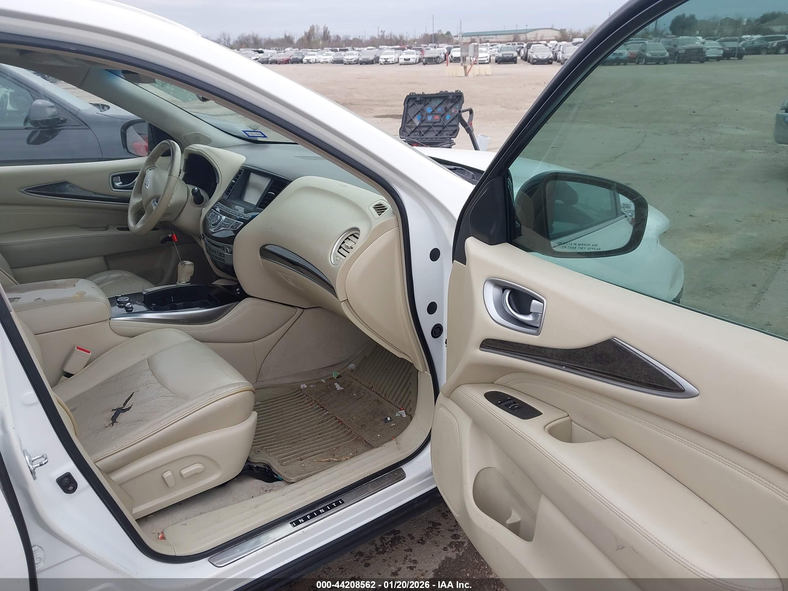 INFINITI JX35 image 5