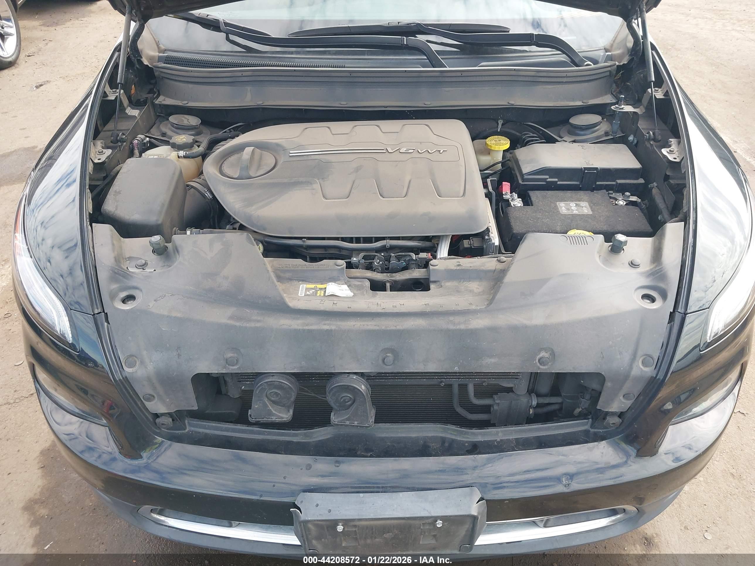 JEEP CHEROKEE image 10