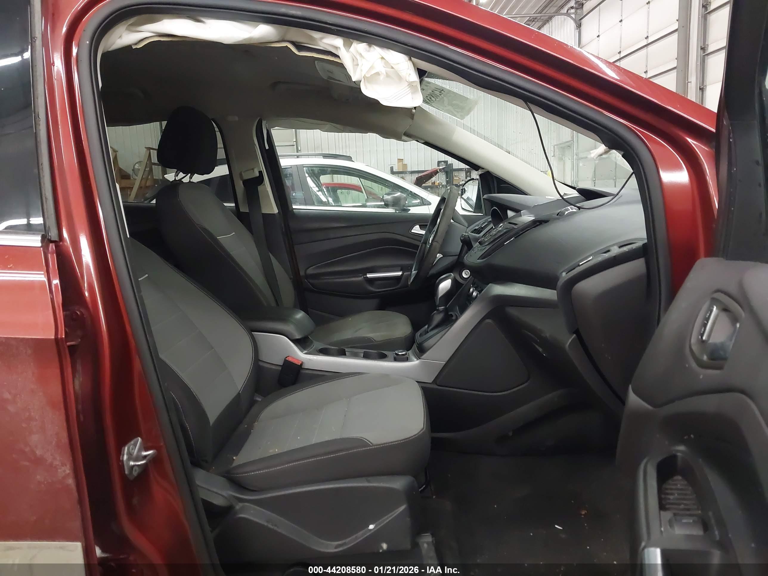 FORD ESCAPE image 5
