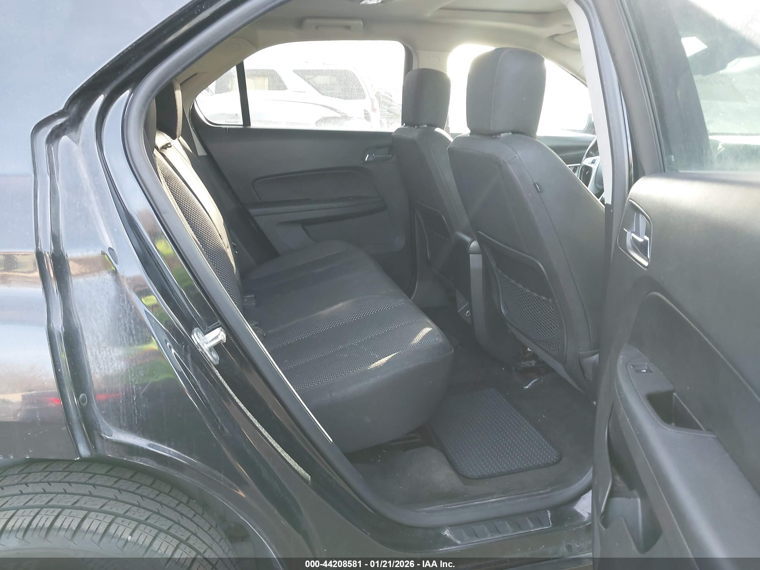CHEVROLET EQUINOX image 8