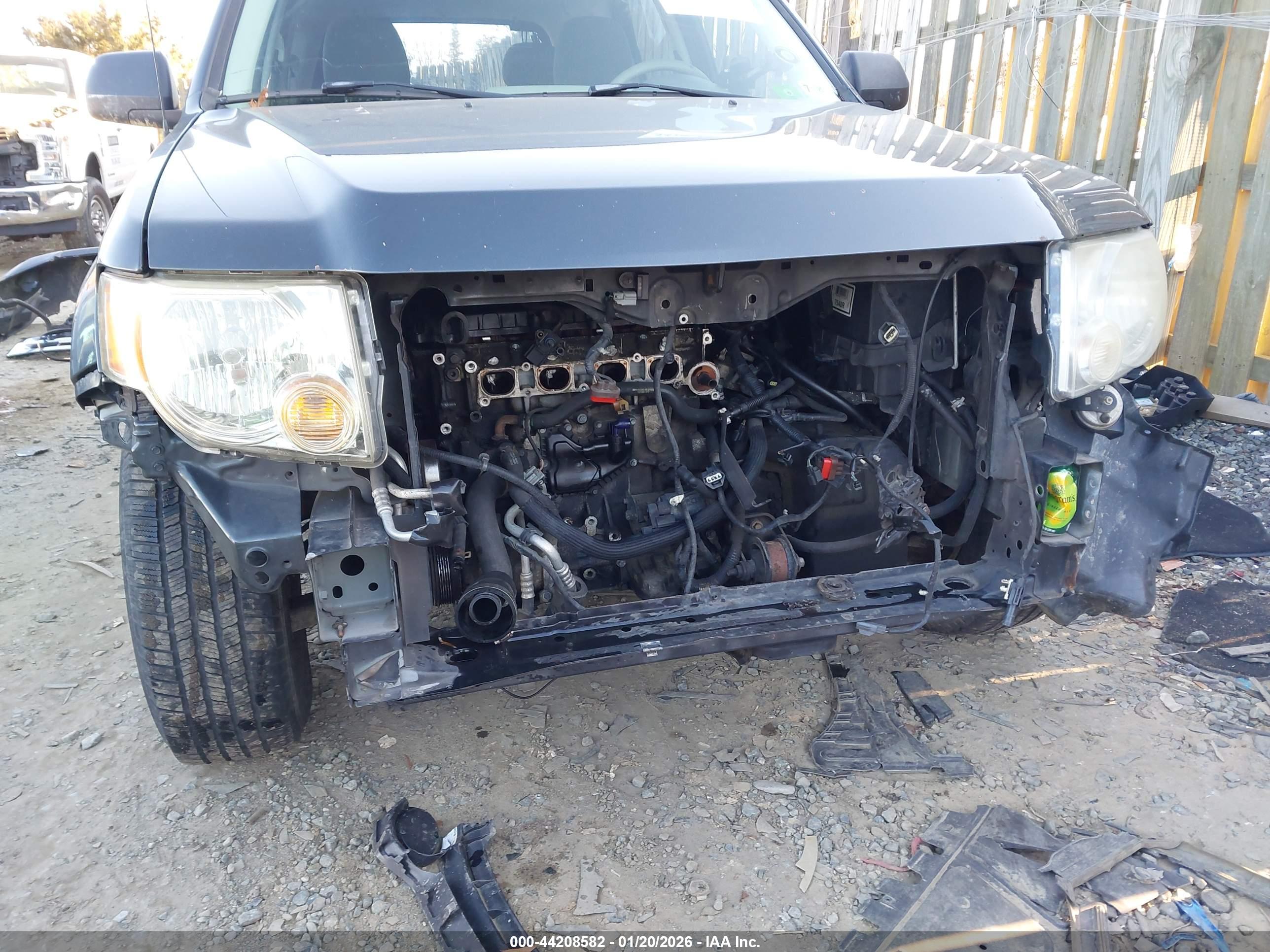 FORD ESCAPE image 6