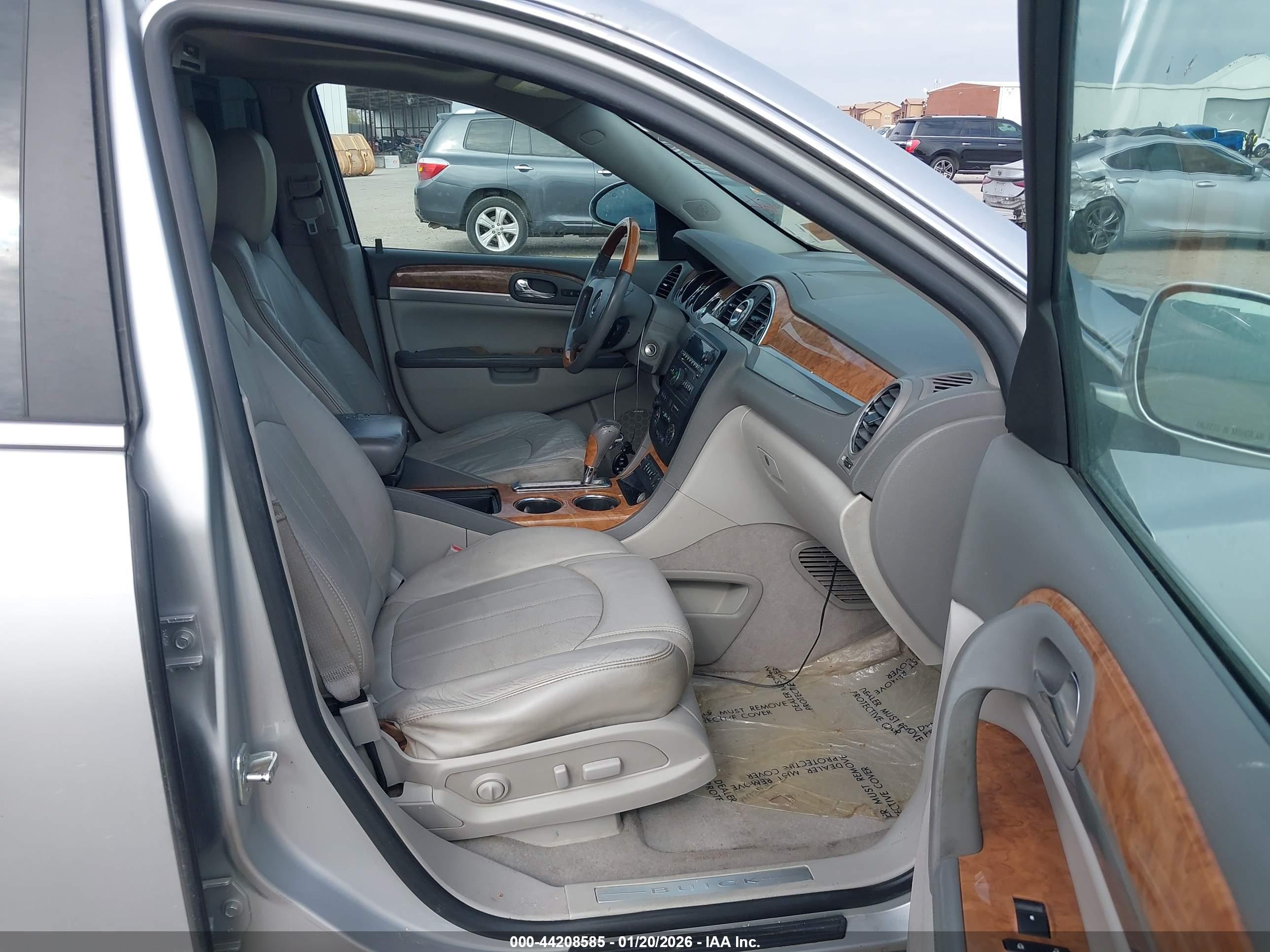 BUICK ENCLAVE image 5