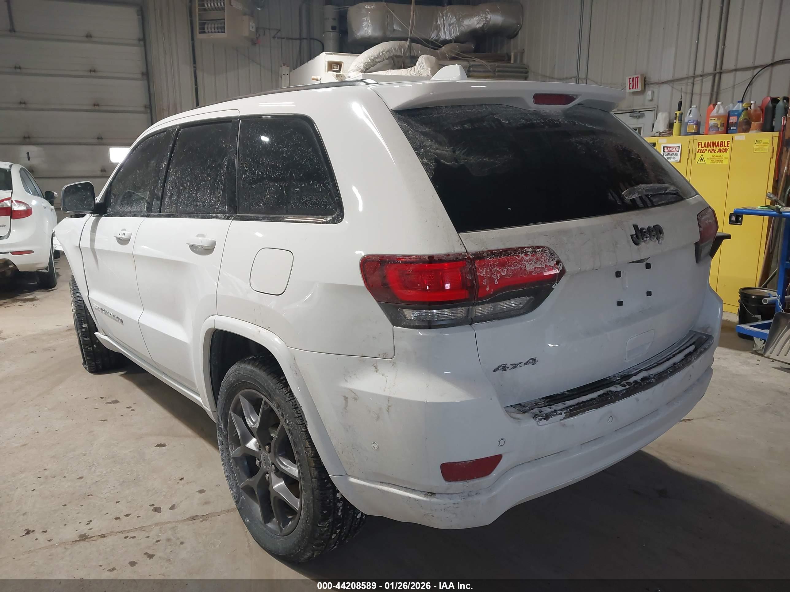 JEEP GRAND image 3