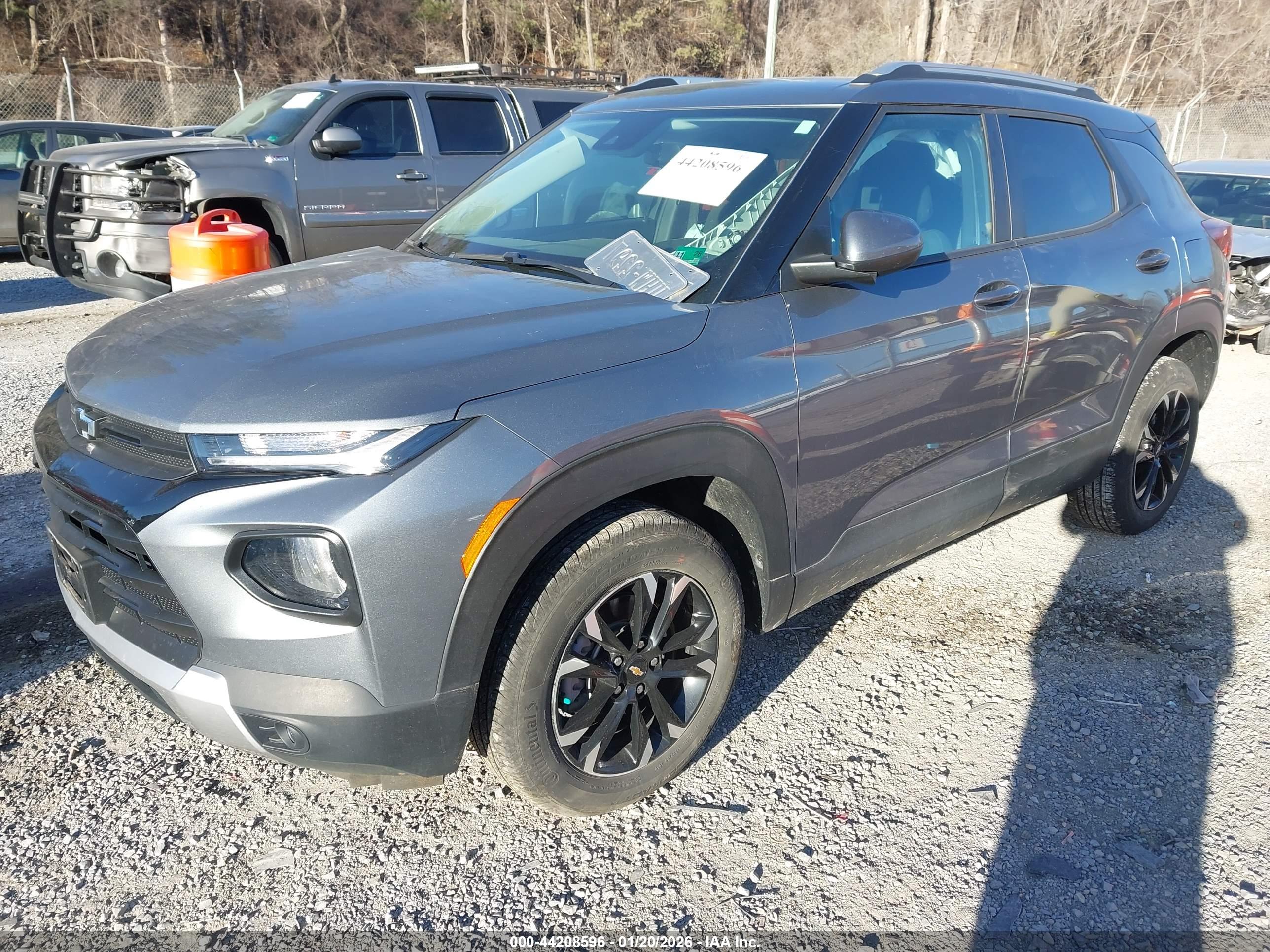 CHEVROLET TRAILBLAZER image 2