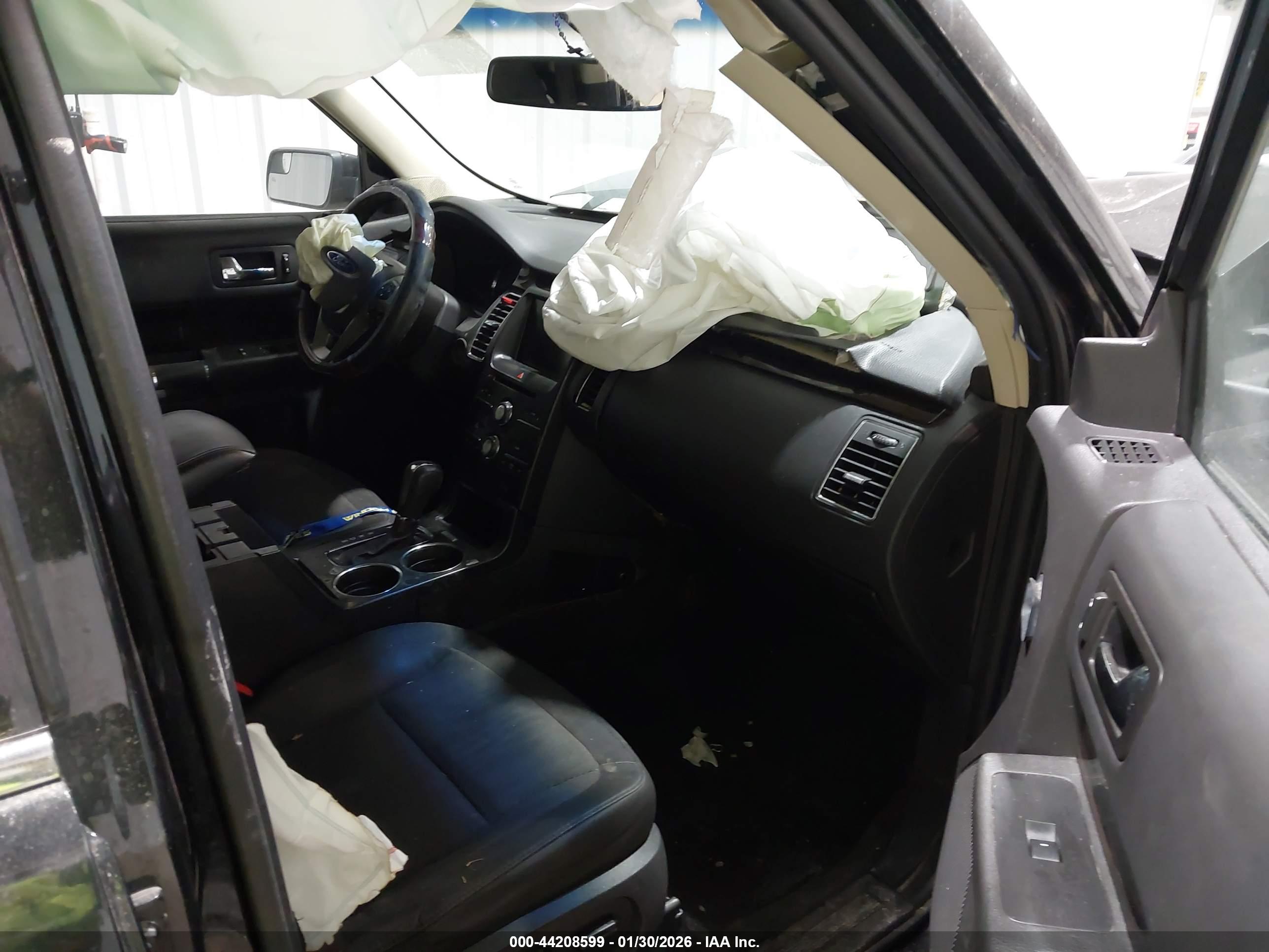 FORD FLEX image 5
