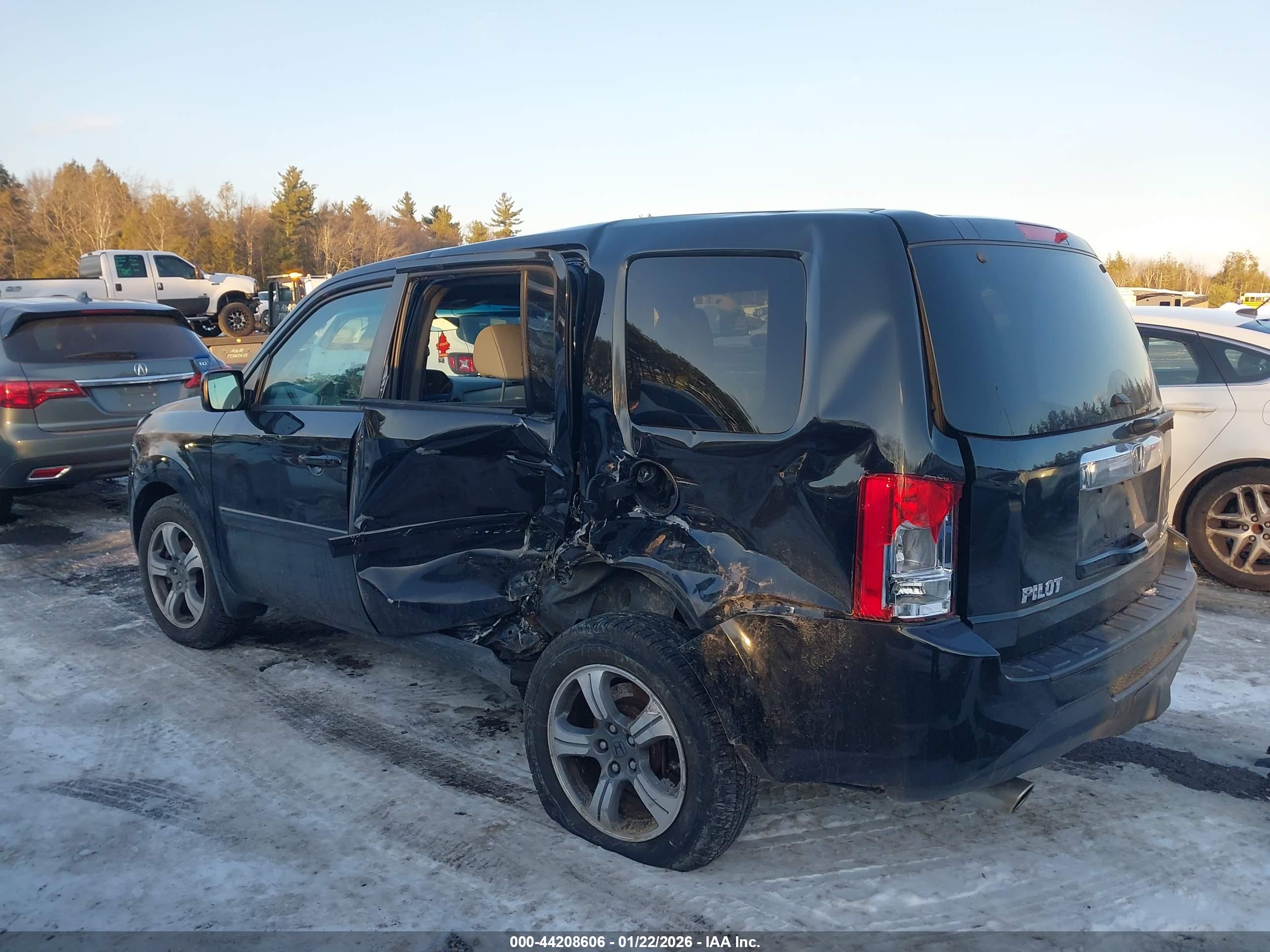 HONDA PILOT image 6