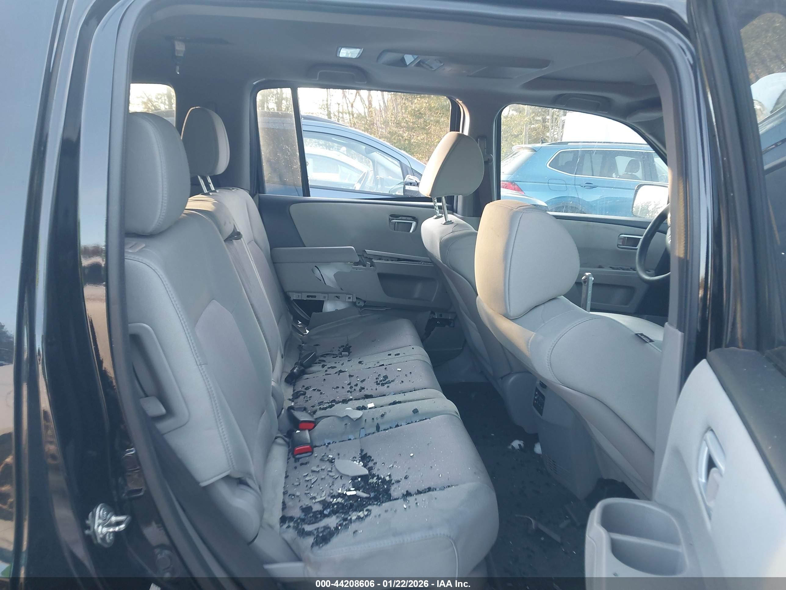 HONDA PILOT image 8