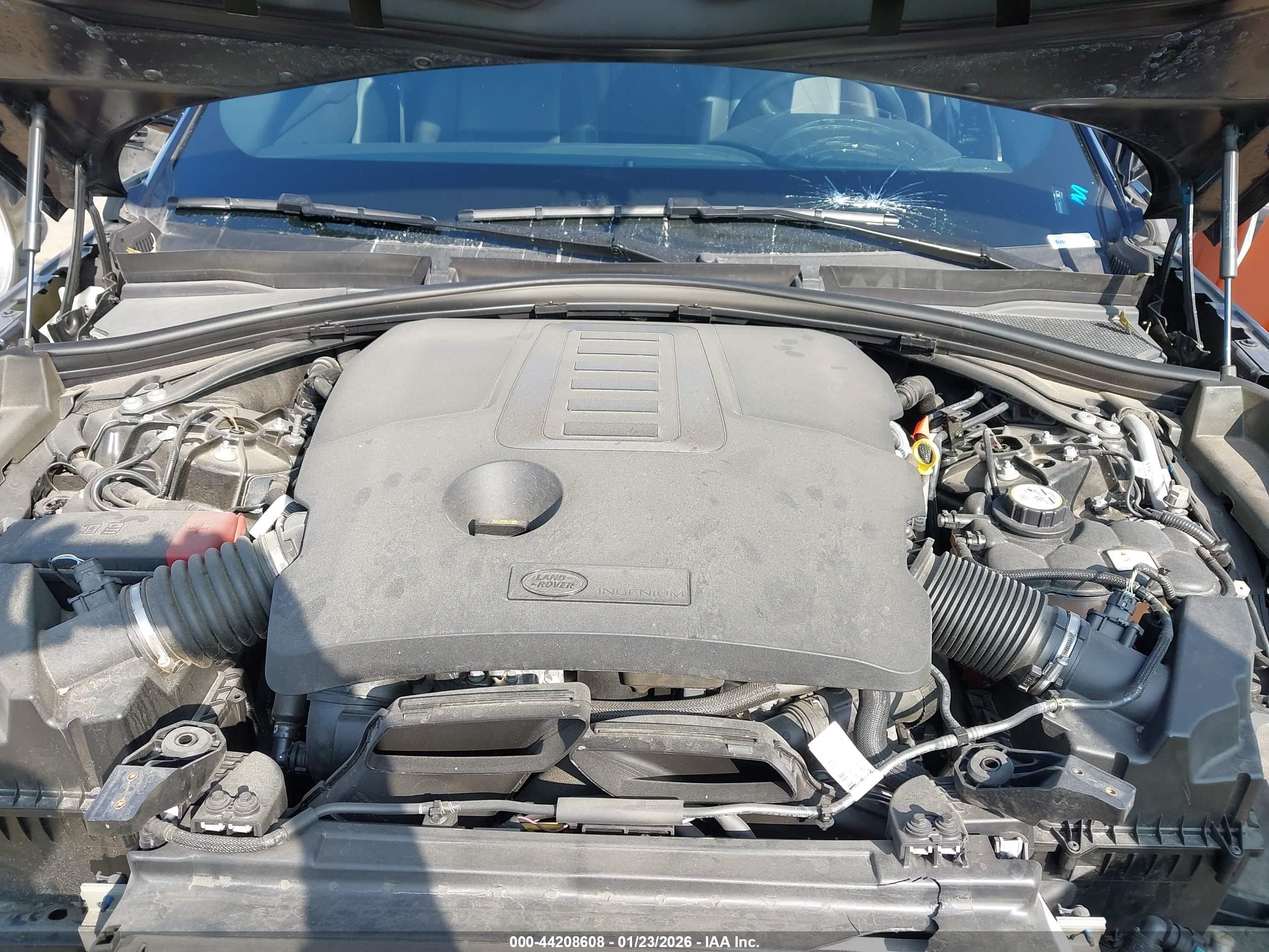 LAND ROVER image 10