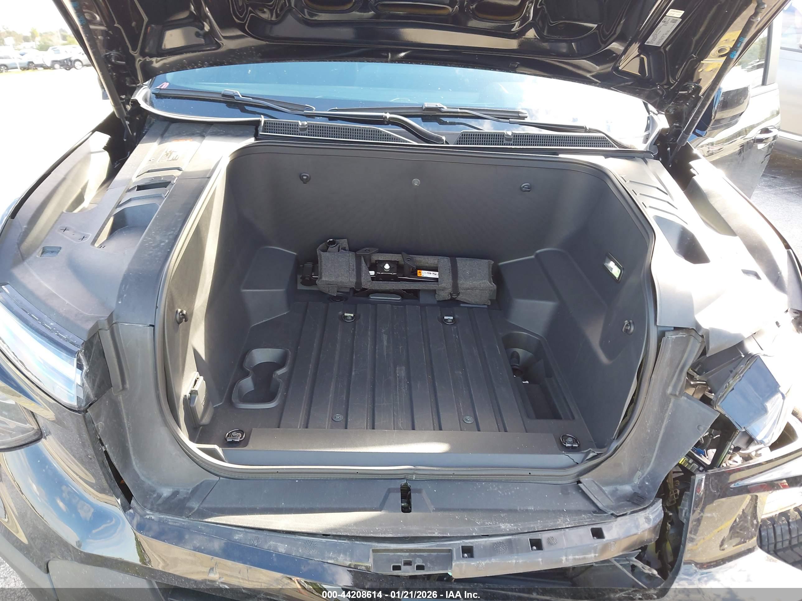 CHEVROLET SILVERADO image 10