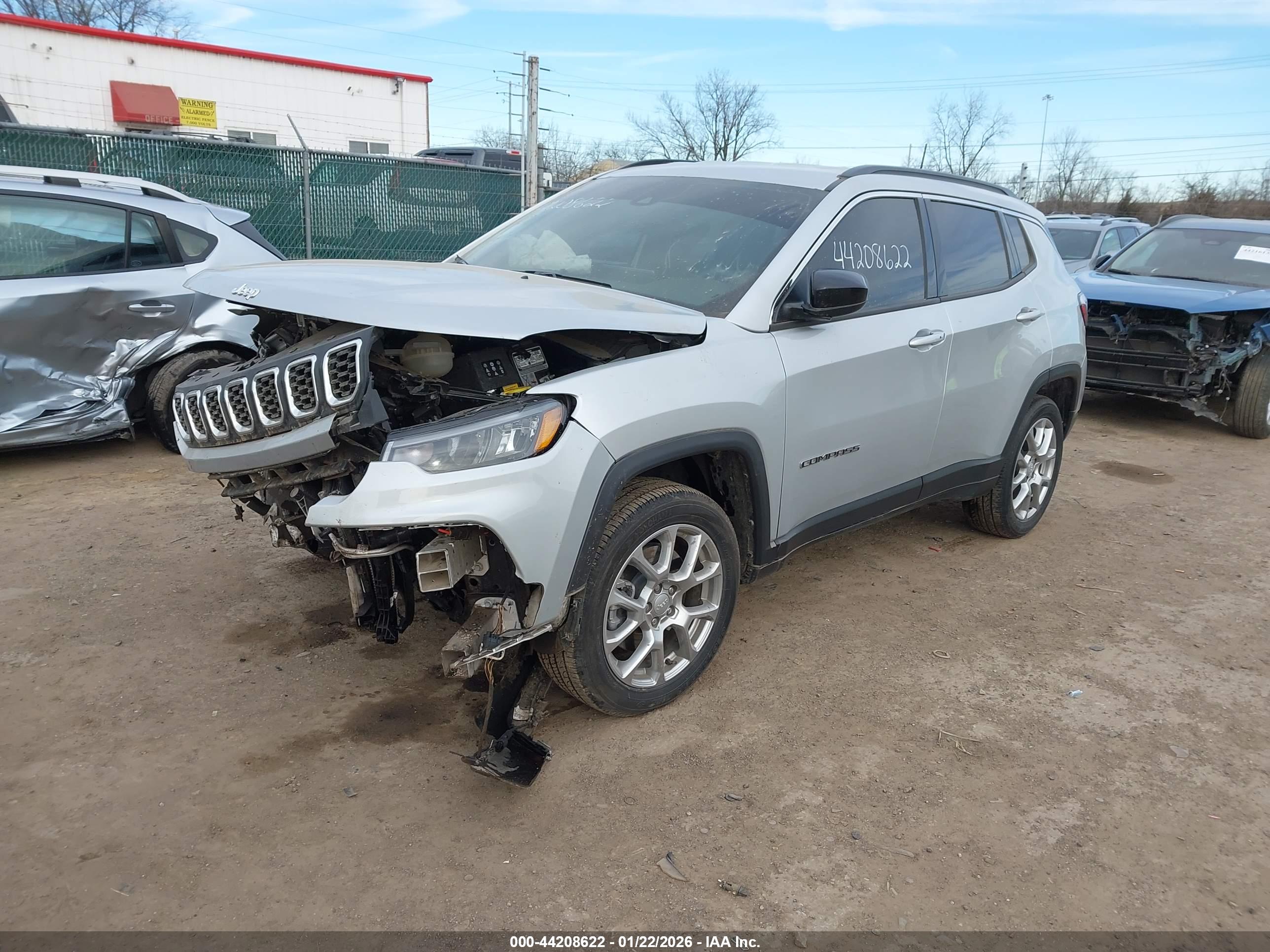 JEEP COMPASS image 2
