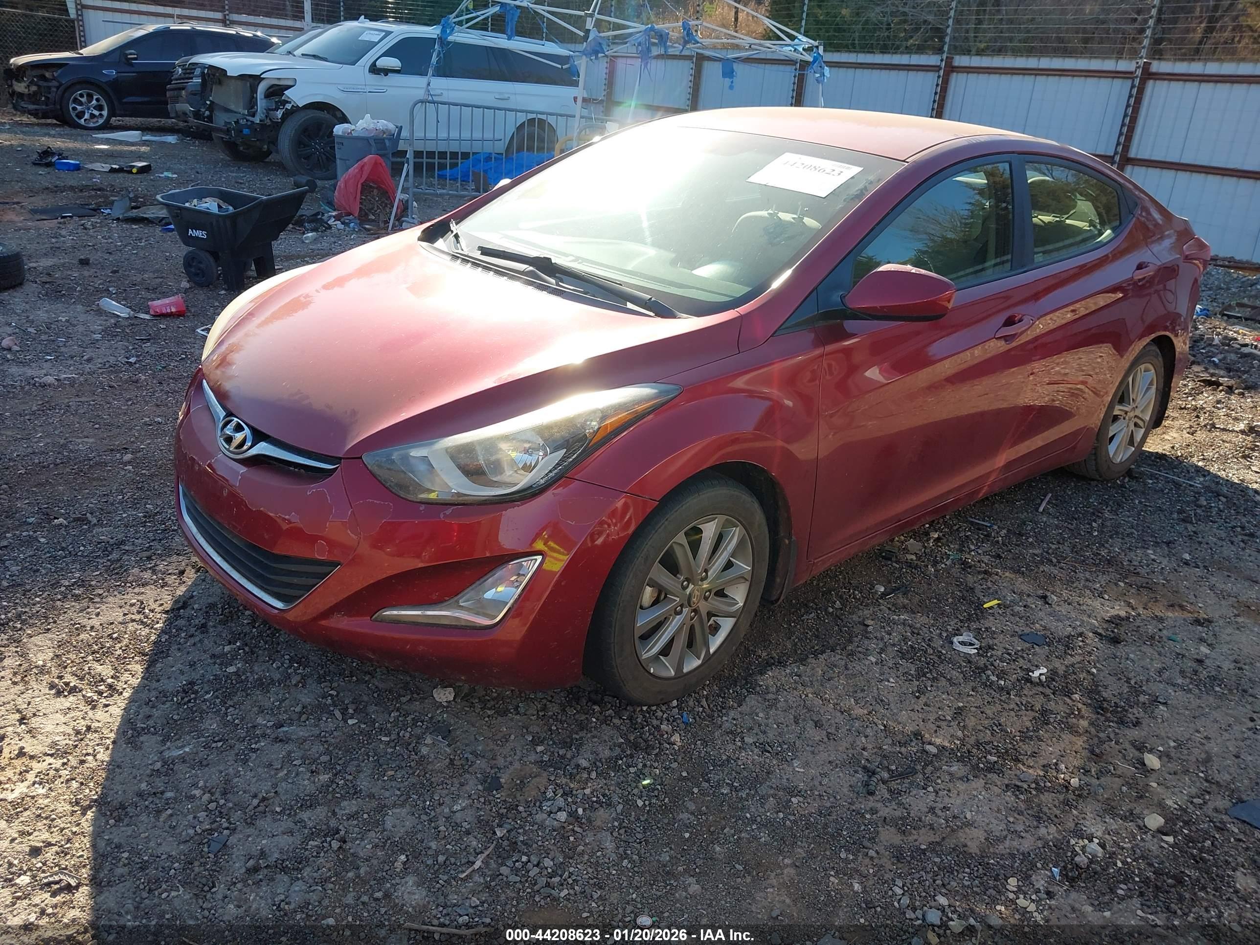HYUNDAI ELANTRA image 2