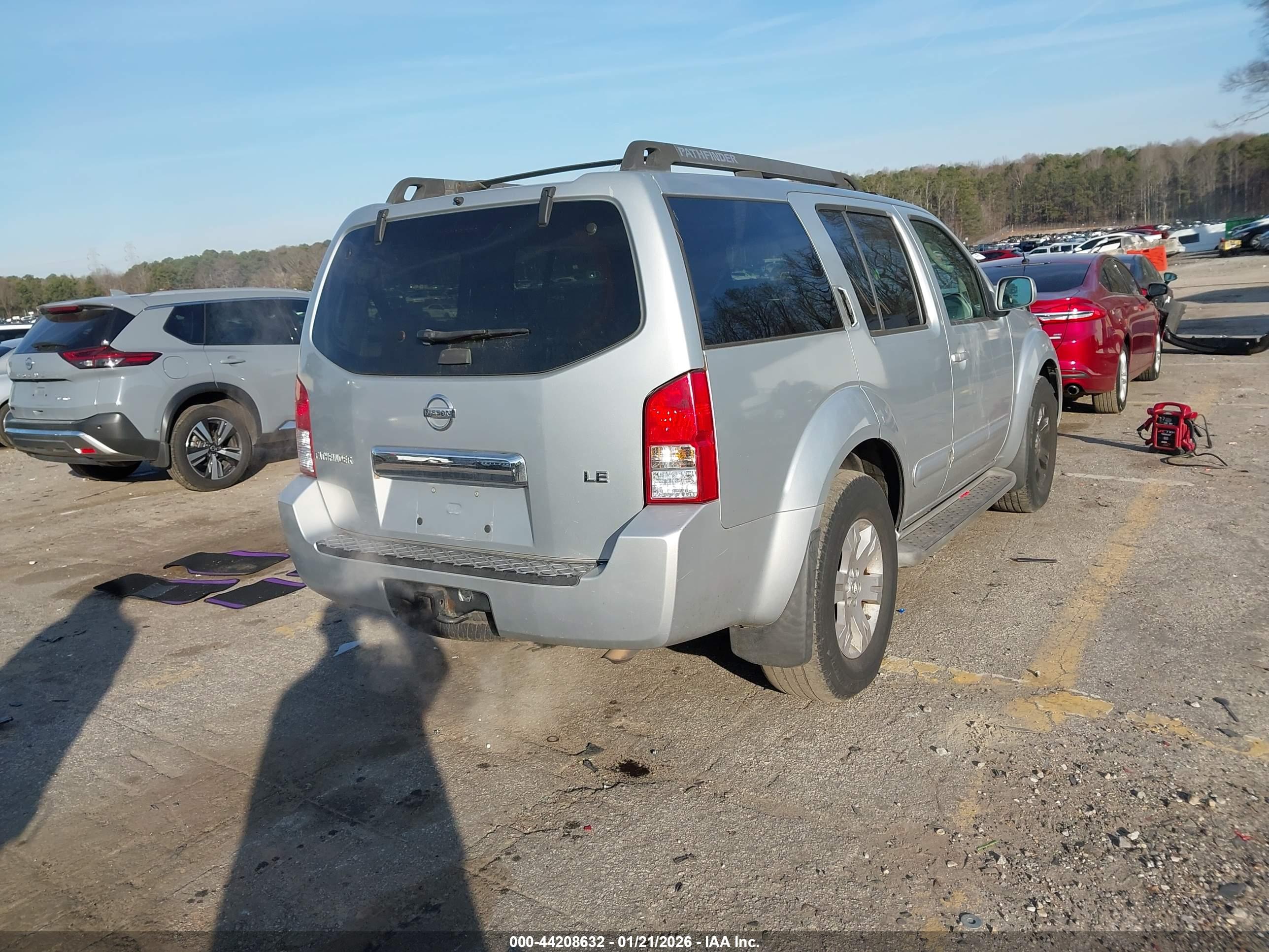 NISSAN PATHFINDER image 4