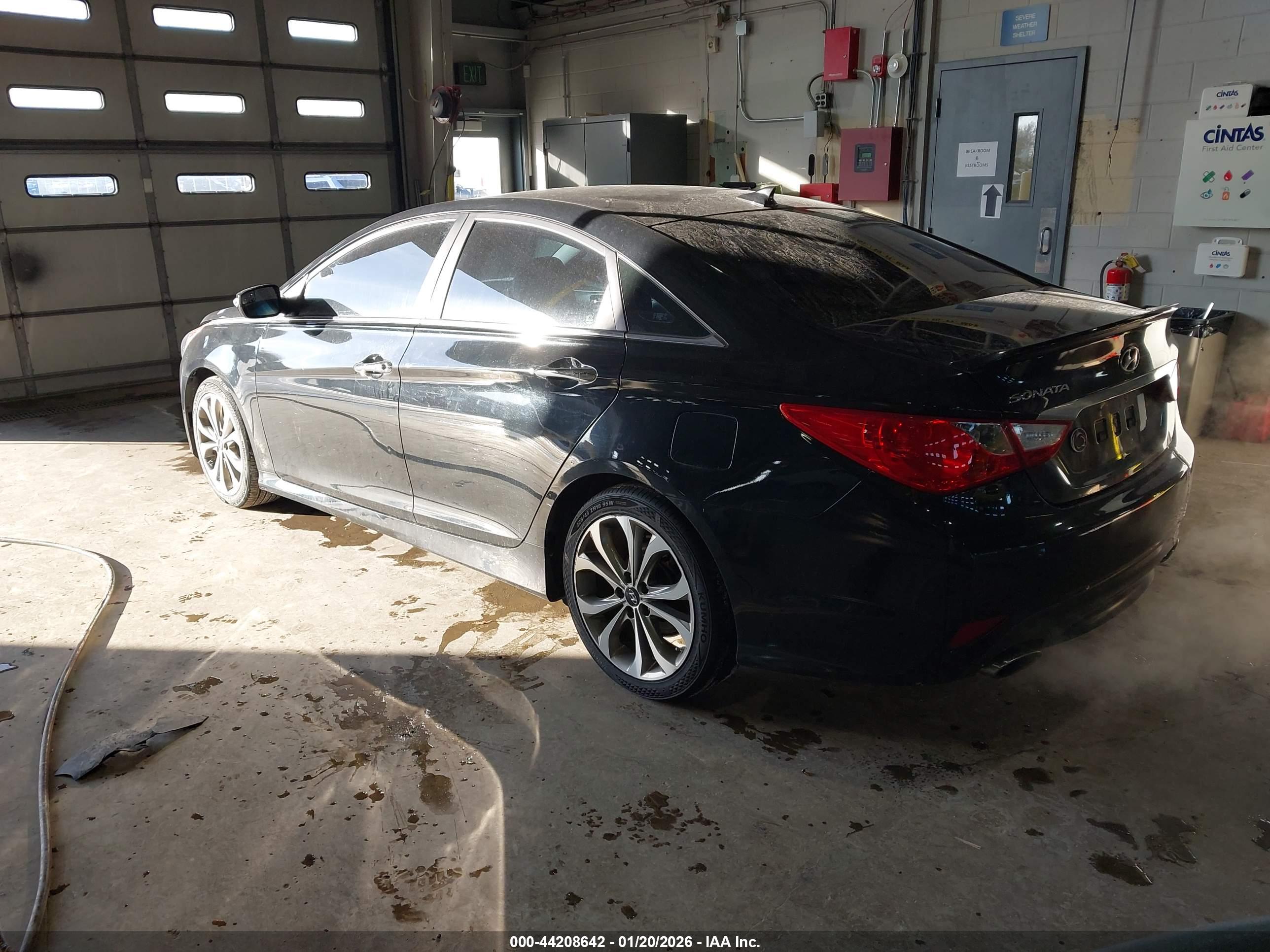 HYUNDAI SONATA image 3